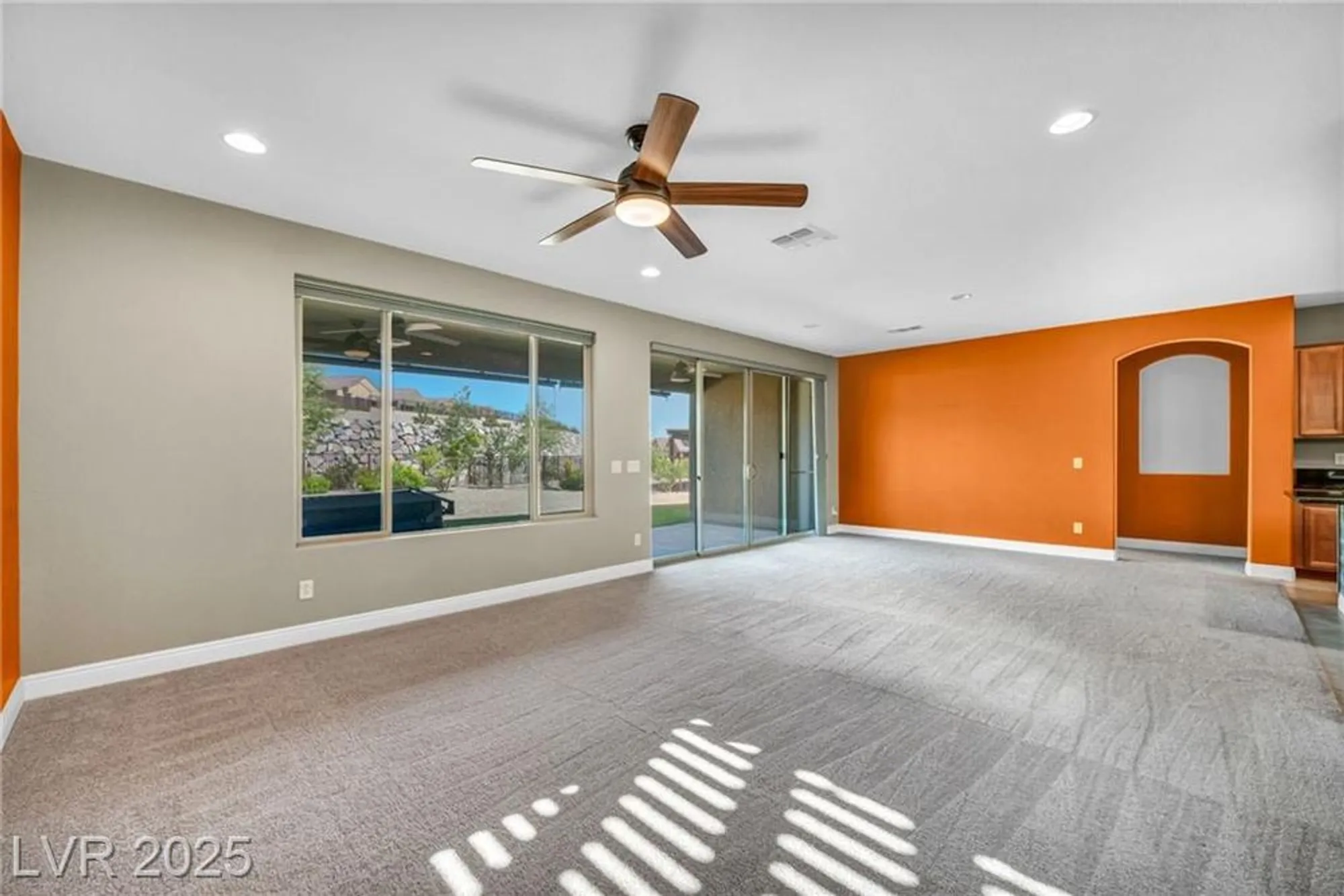 Property Slideshow image 12 of 83 | 906 majestic vw, Mesquite, NV, 89034