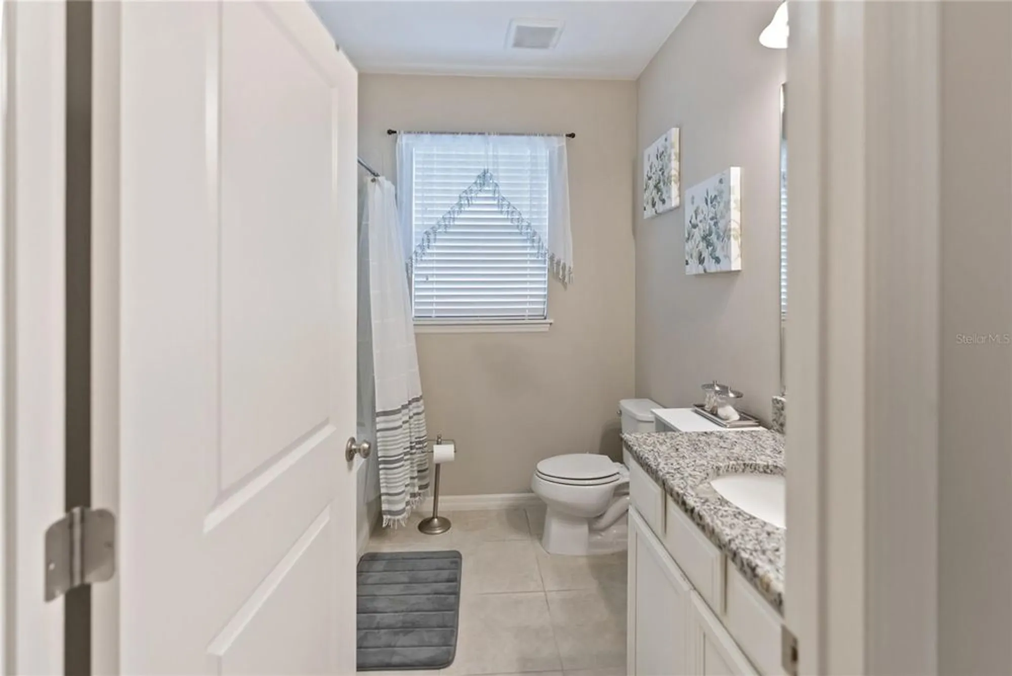 Property Slideshow image 32 of 72 | 12710 sorrento way 101, Bradenton, FL, 34211