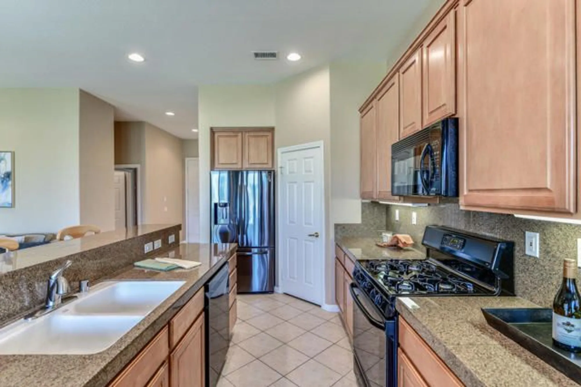 Property Slideshow image 12 of 29 | 80538 knightswood rd, Indio, CA, 92201