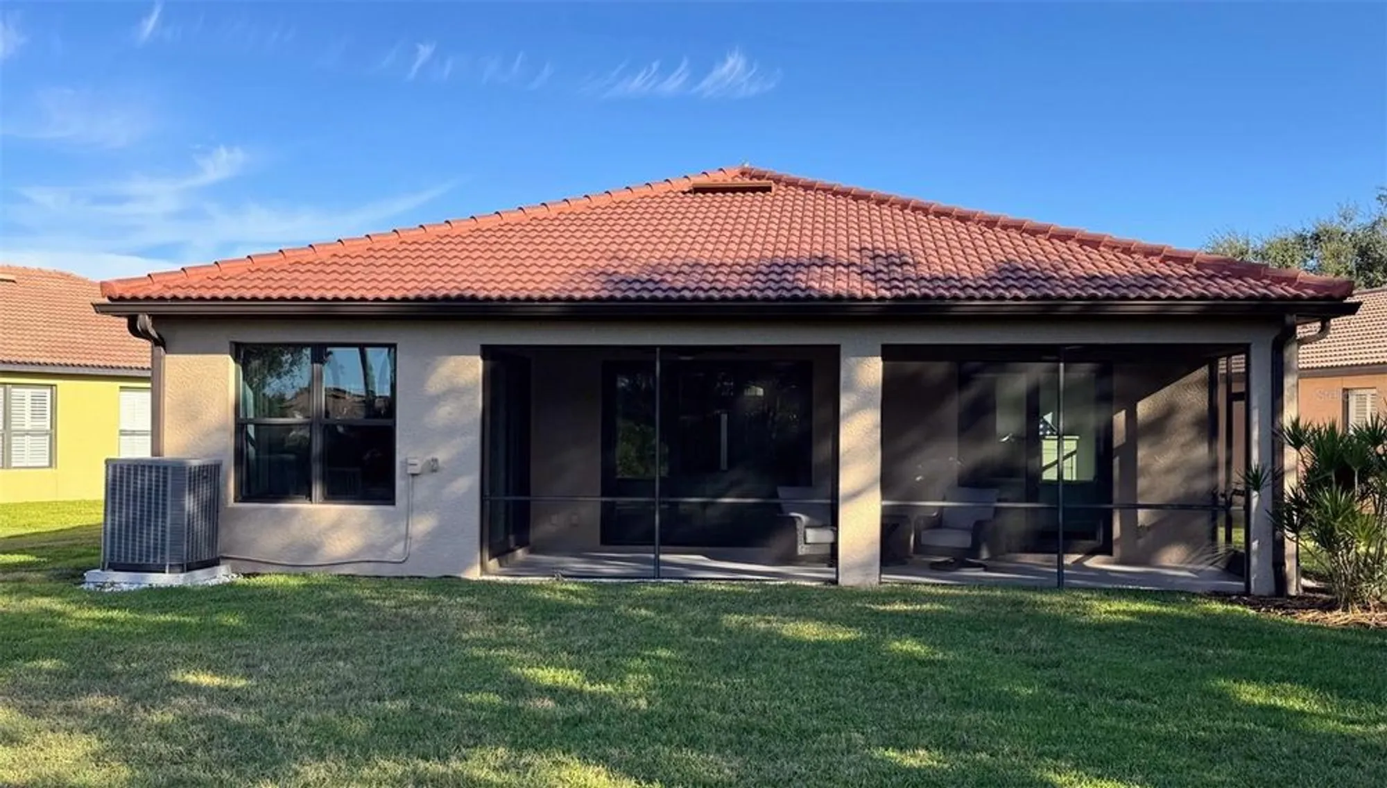 Property Slideshow image 3 of 3 | 317 silver falls dr, Apollo Beach, FL, 33572