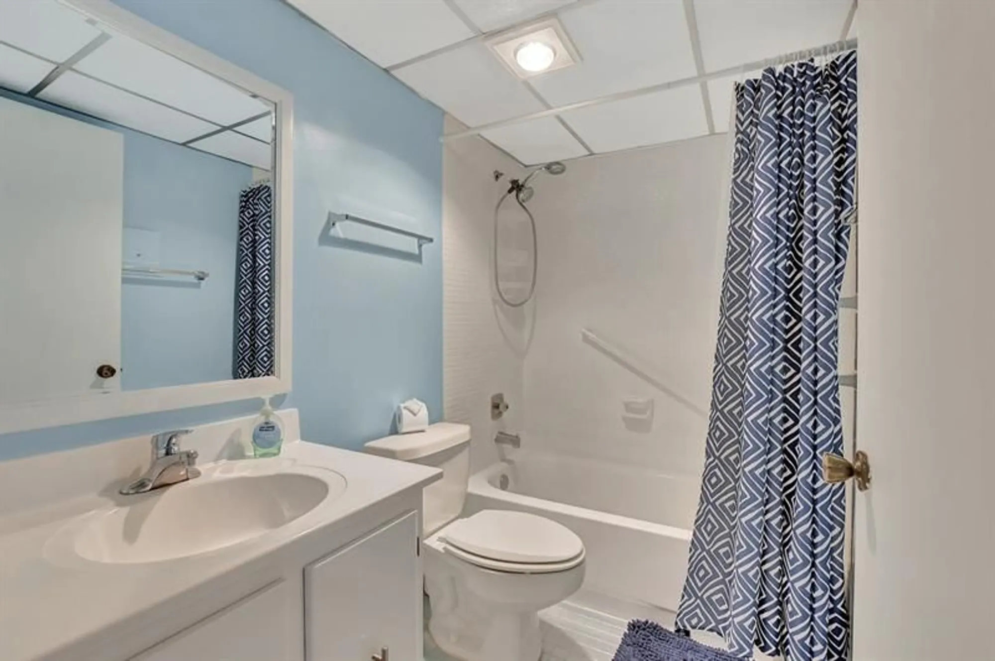 Property Slideshow image 18 of 67 | 204 burgundy e unit e, Delray Beach, FL, 33484