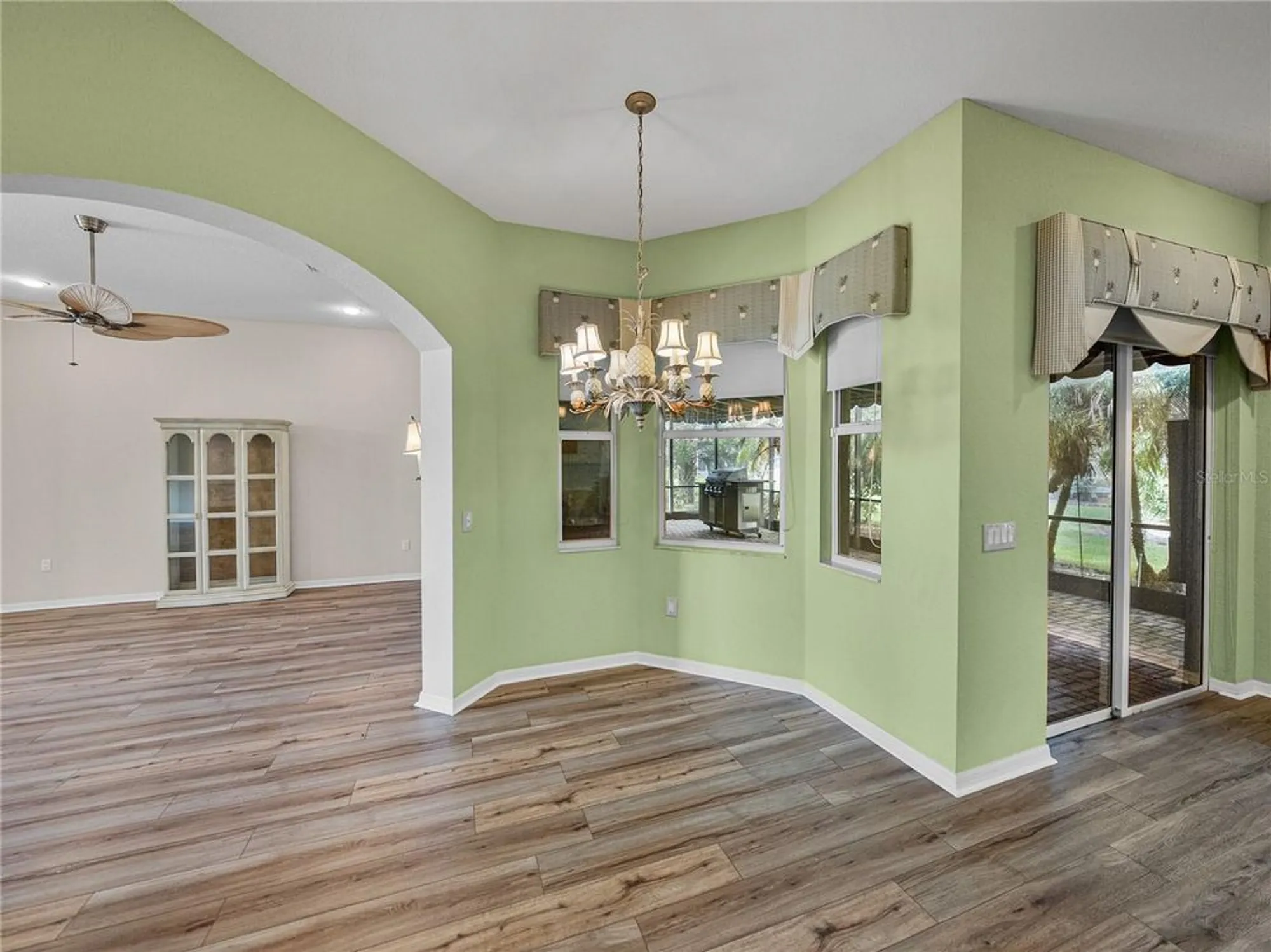 Property Slideshow image 11 of 94 | 4004 sable loop dr, Lake Wales, FL, 33859