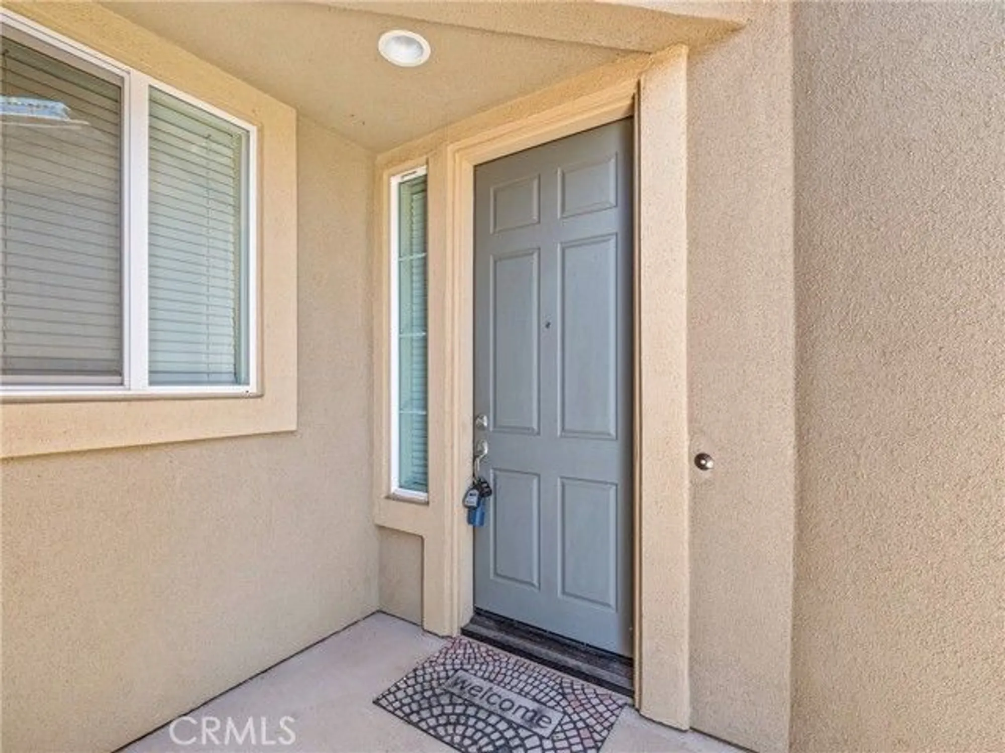 Property Slideshow image 5 of 38 | 19301 galloping hill rd, Apple Valley, CA, 92308