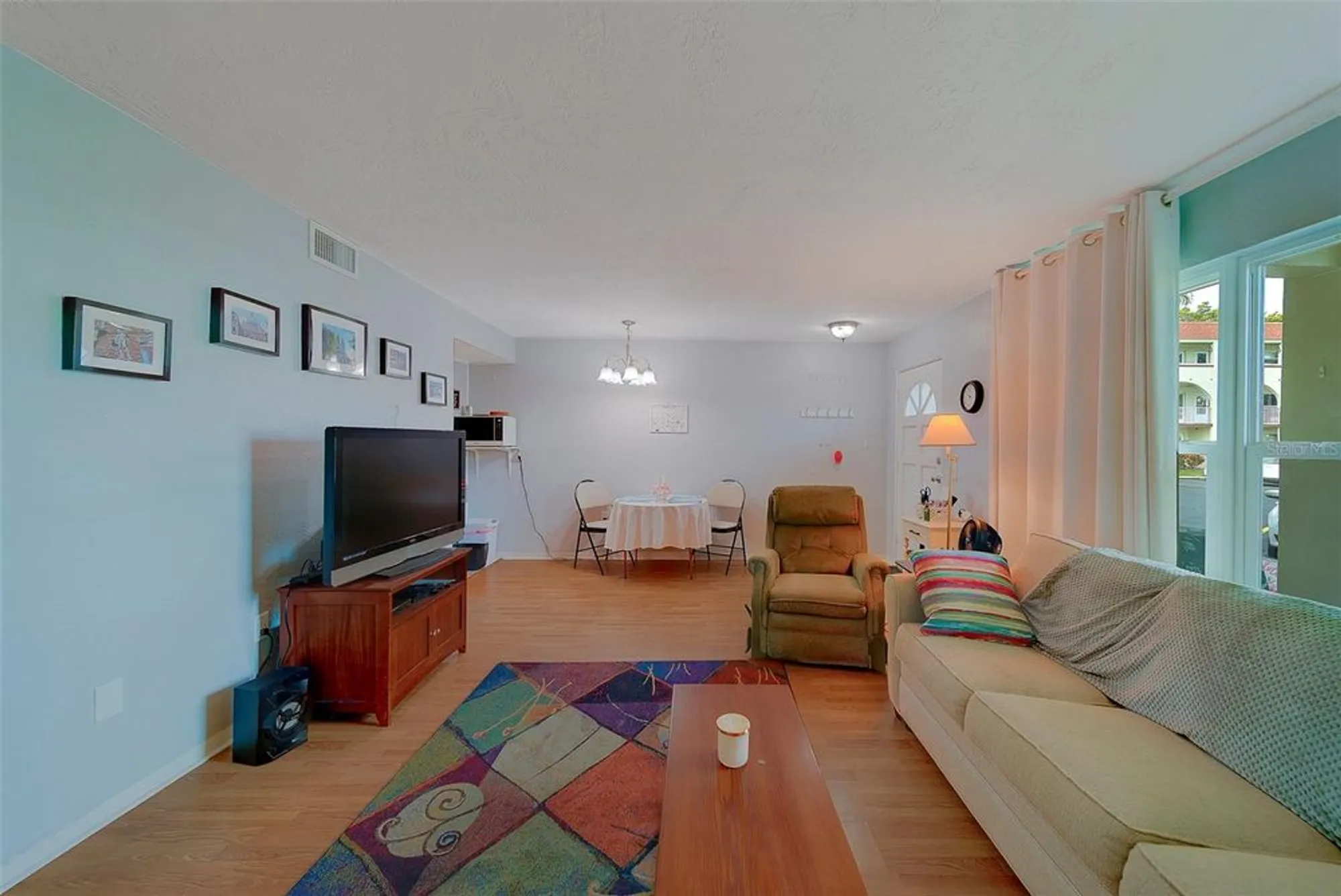 Property Slideshow image 15 of 55 | 2433 brazilia dr apt 5, Clearwater, FL, 33763