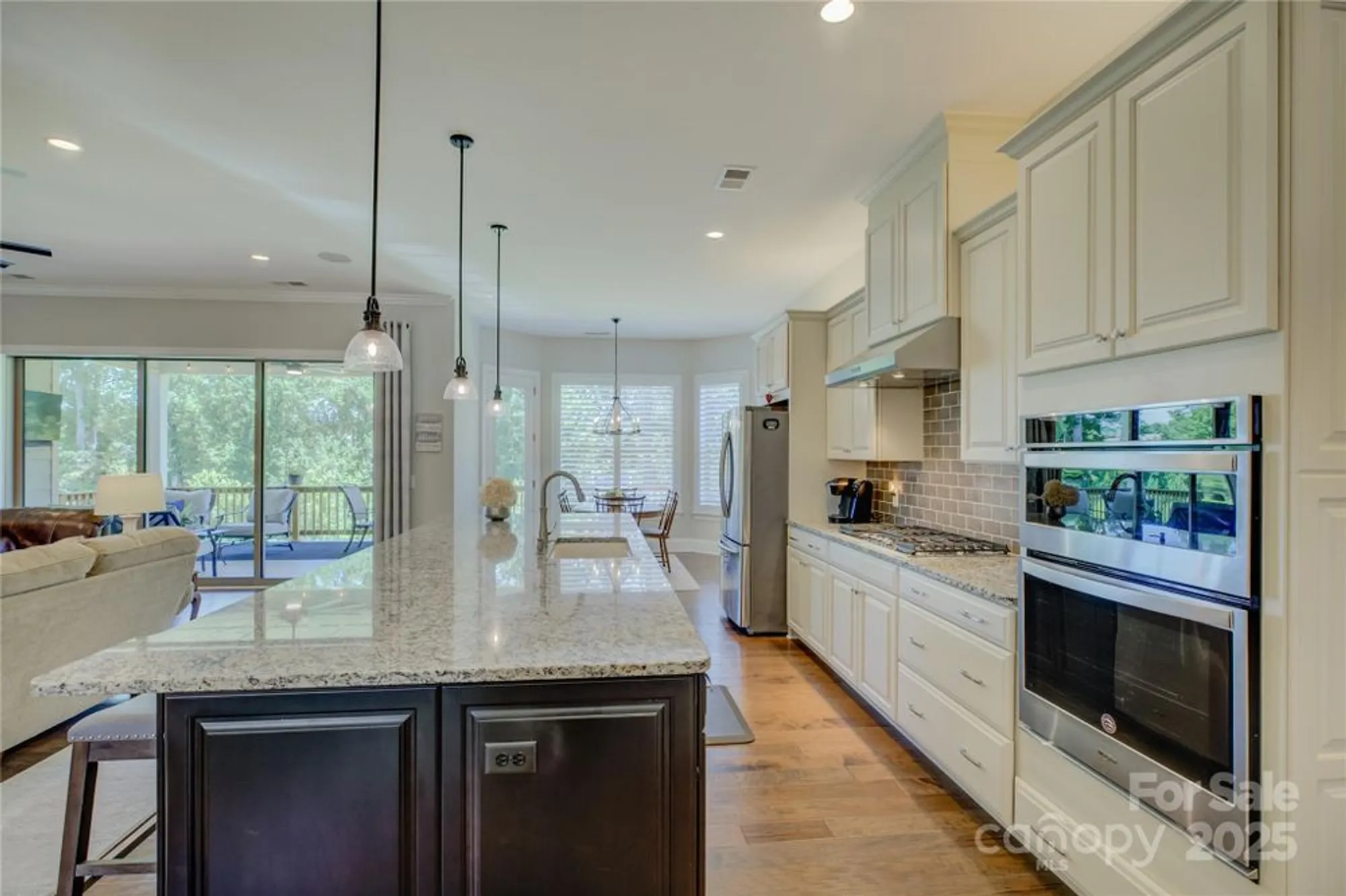 Property Slideshow image 15 of 48 | 16010 vale ridge dr, Charlotte, NC, 28278