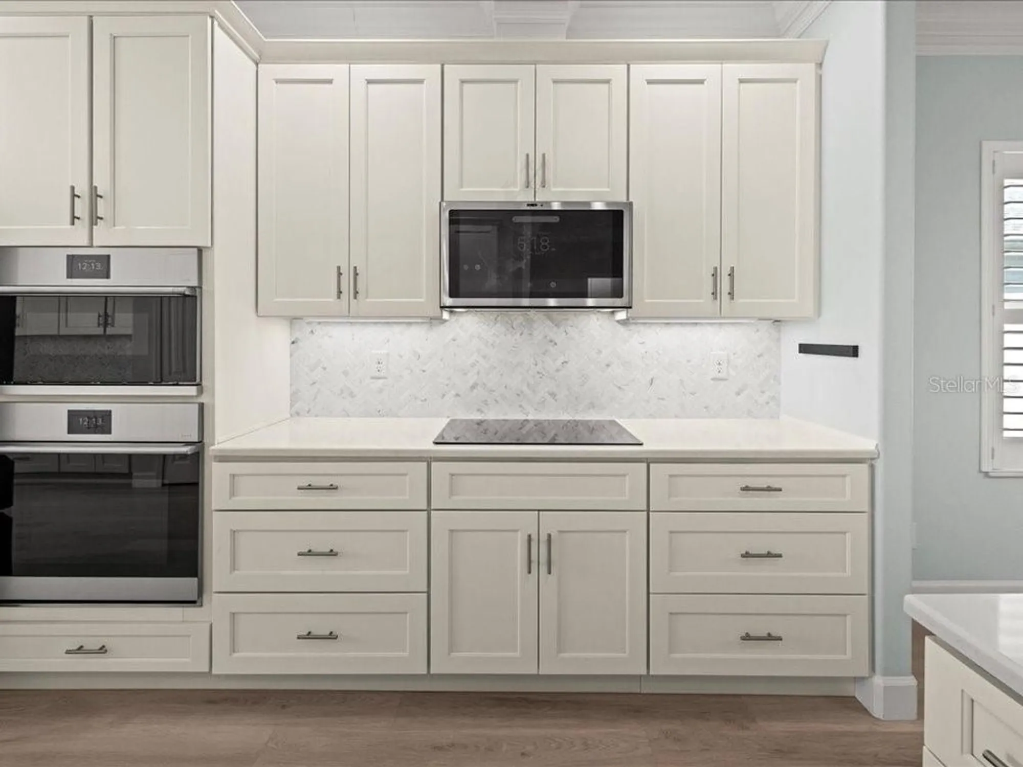 Property Slideshow image 13 of 47 | 552 box elder ct, Englewood, FL, 34223