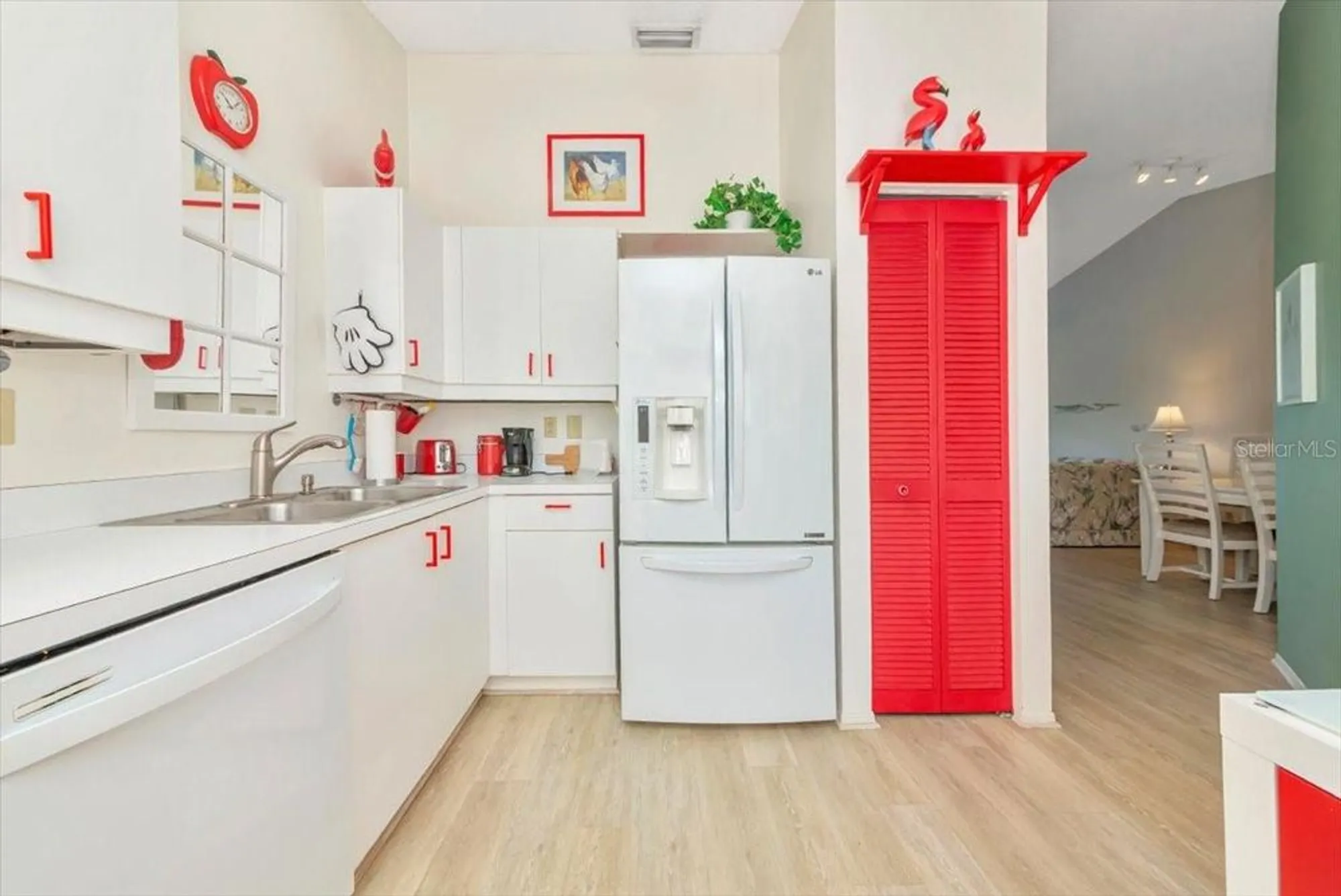 Property Slideshow image 12 of 67 | 1216 spoonbill landings cir, Bradenton, FL, 34209