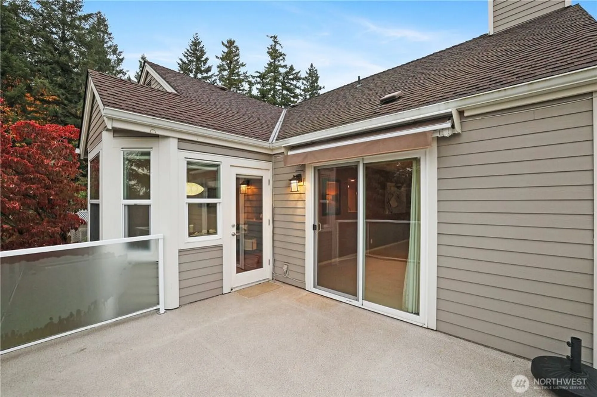 Property Slideshow image 21 of 27 | 22551 se 42nd ct # 2213, Issaquah, WA, 98029