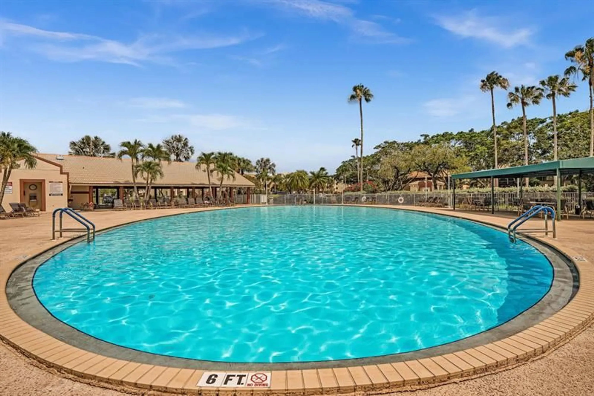 Property Slideshow image 42 of 71 | 7512 n devon dr 210, Tamarac, FL, 33321