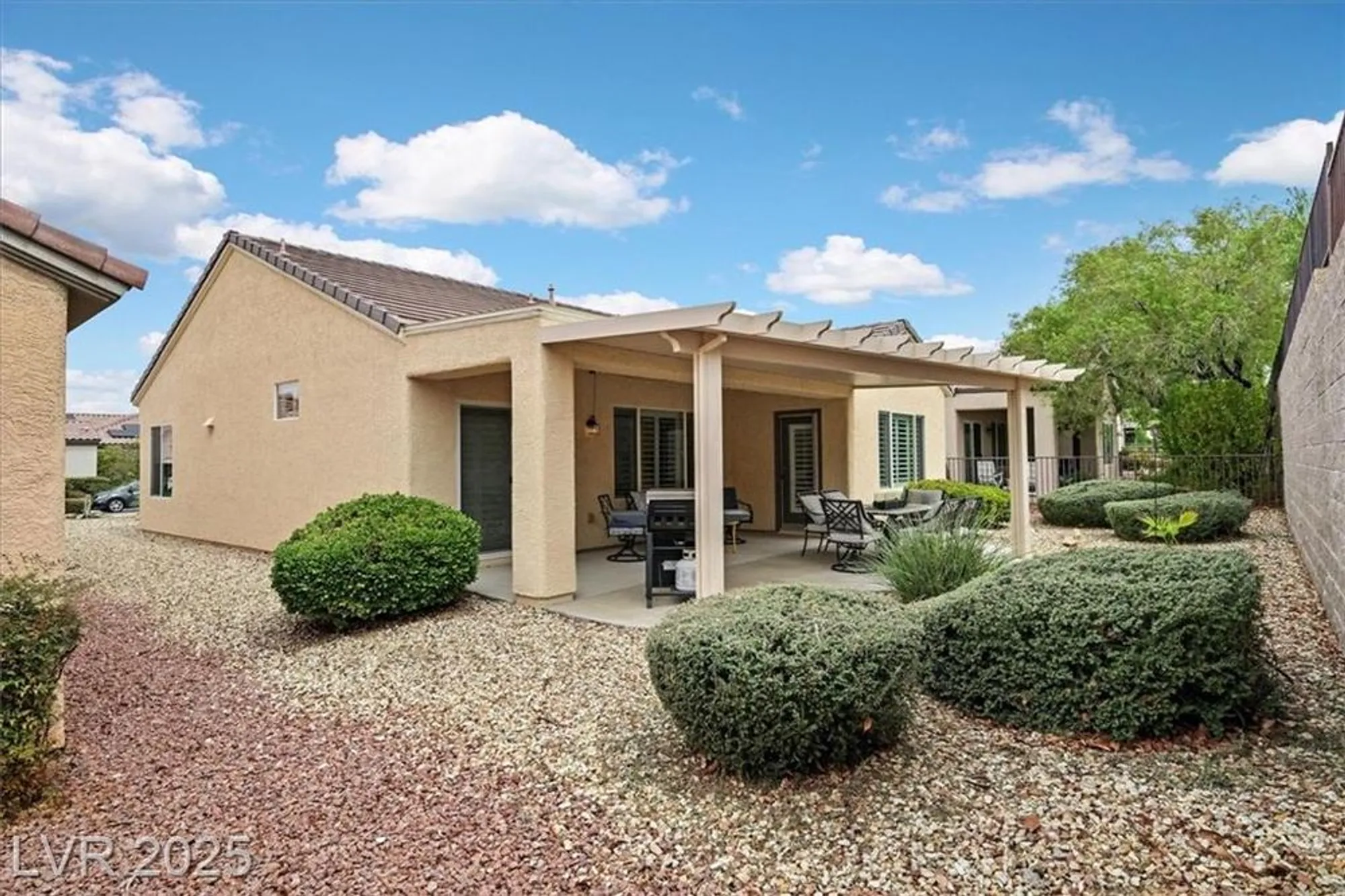 Property Slideshow image 30 of 43 | 2208 sawtooth mountain dr, Henderson, NV, 89044