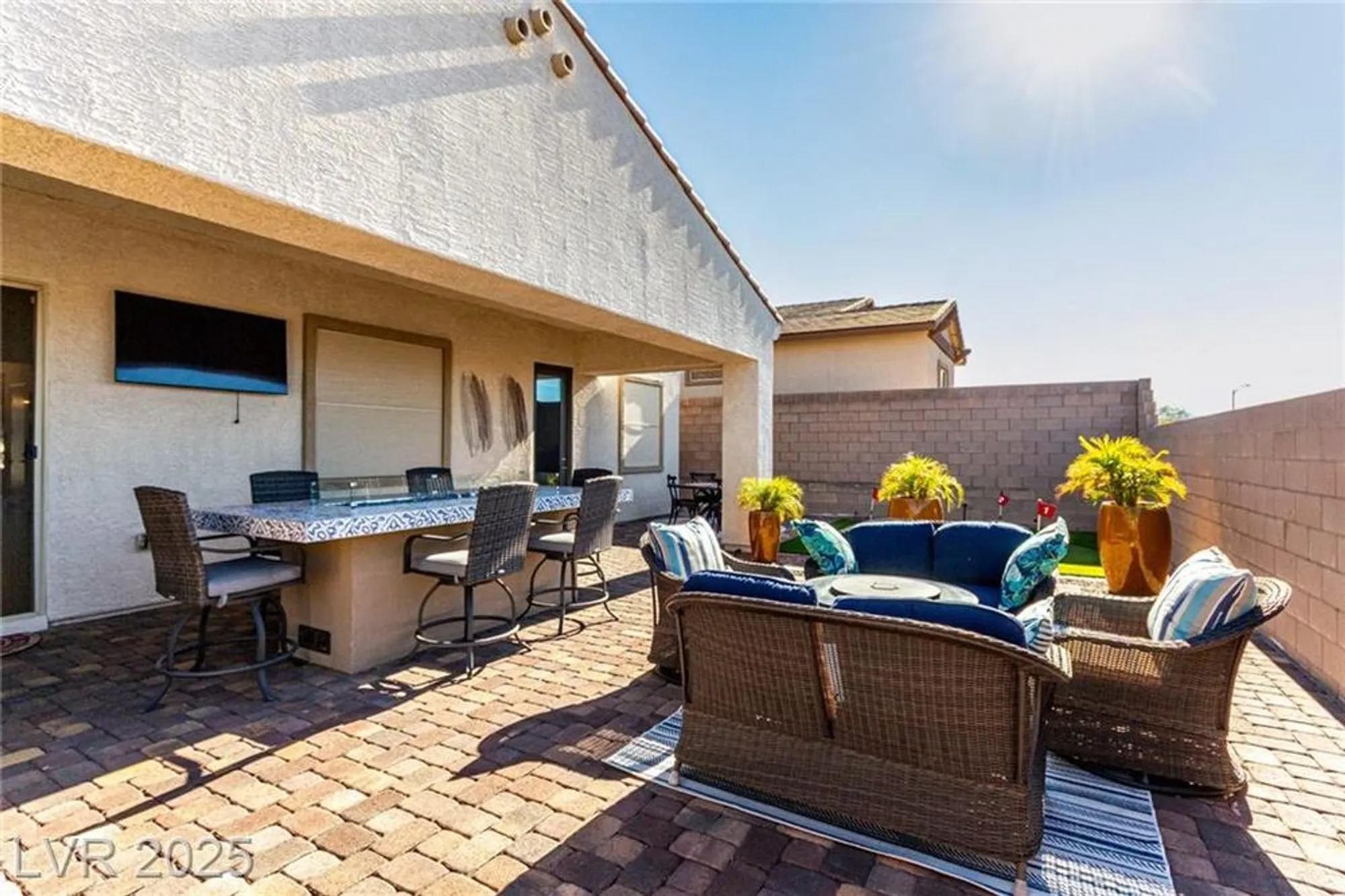 Property Slideshow image 36 of 43 | 685 sunray park st, Henderson, NV, 89011