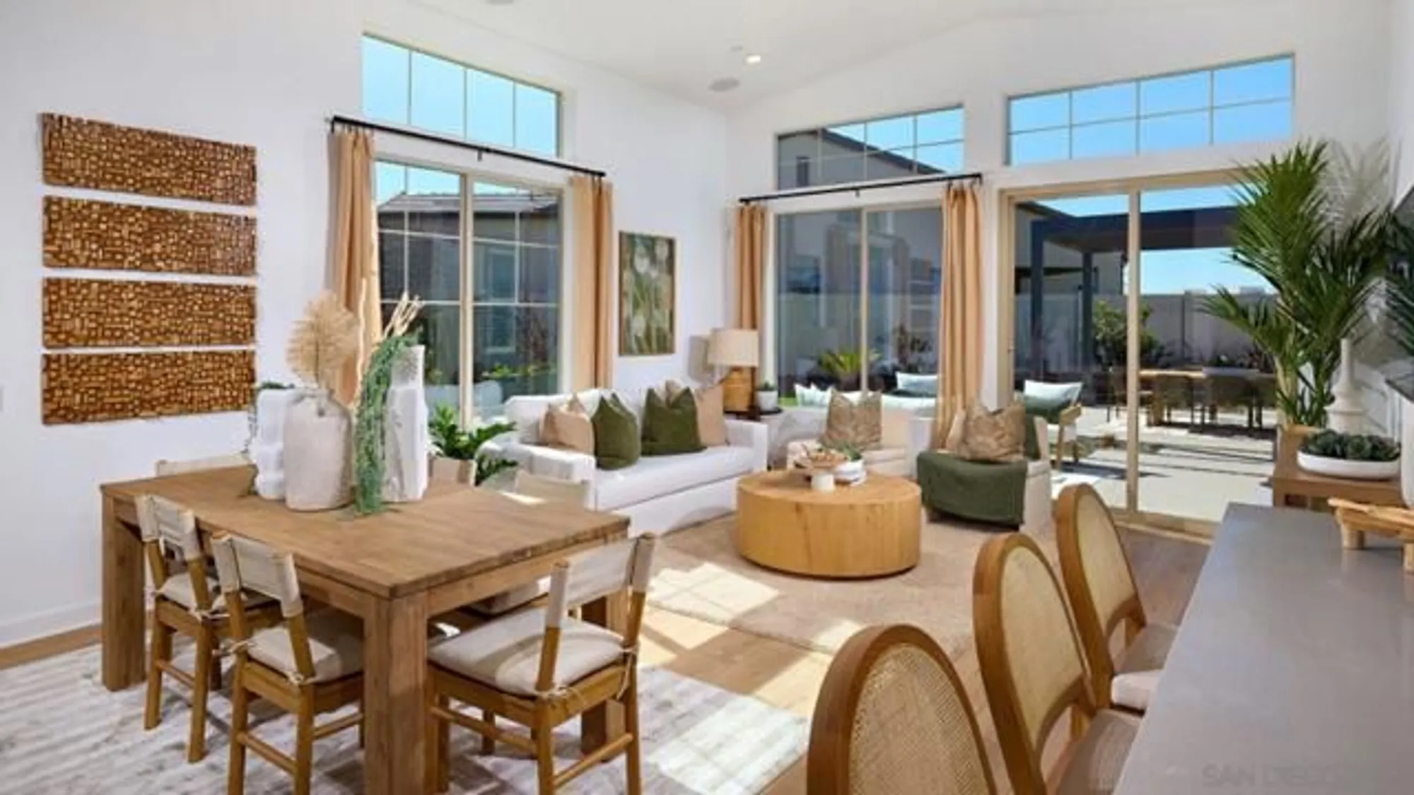 Property Slideshow image 12 of 19 | 12555 taylor way, San Diego, CA, 92129