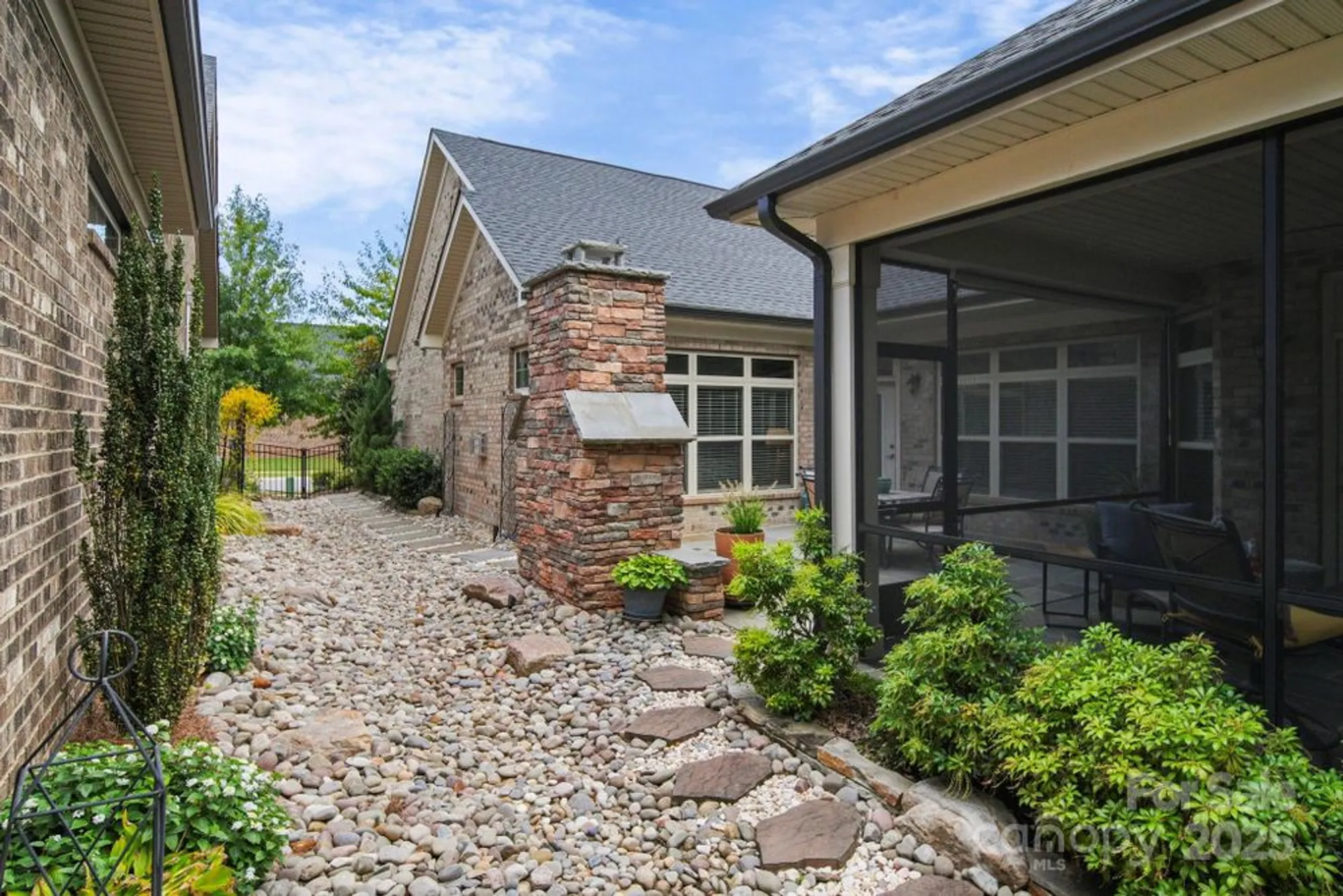Property Slideshow image 31 of 40 | 5256 courtyard ln, Belmont, NC, 28012