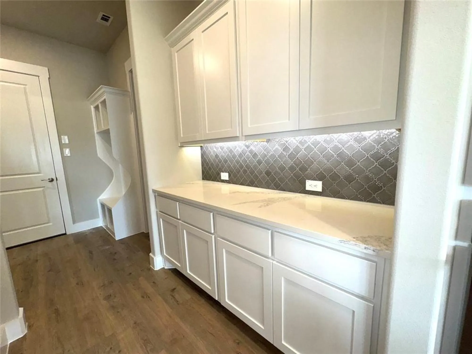 Property Slideshow image 11 of 17 | 5836 fresco dr, Fort Worth, TX, 76123