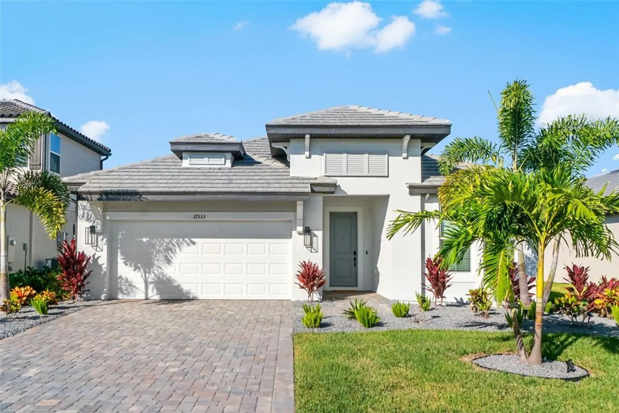 Property Slideshow image 2 of 61 | 17333 savory mist cir, Bradenton, FL, 34211