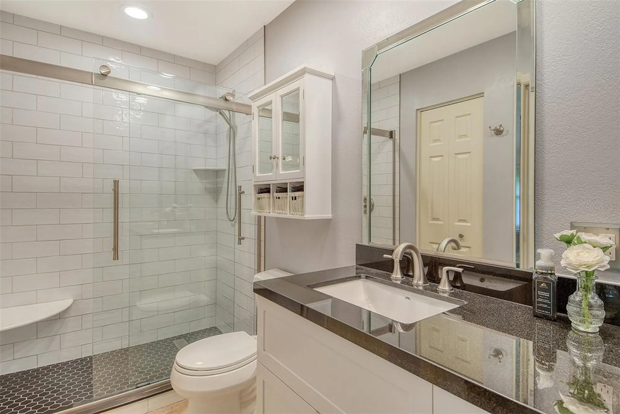 Property Slideshow image 30 of 59 | 5956 clubside dr # 7651, Sarasota, FL, 34243