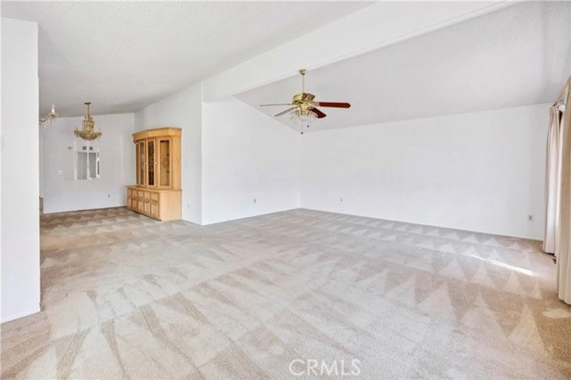 Property Slideshow image 6 of 41 | 1625 brentwood way, Hemet, CA, 92545