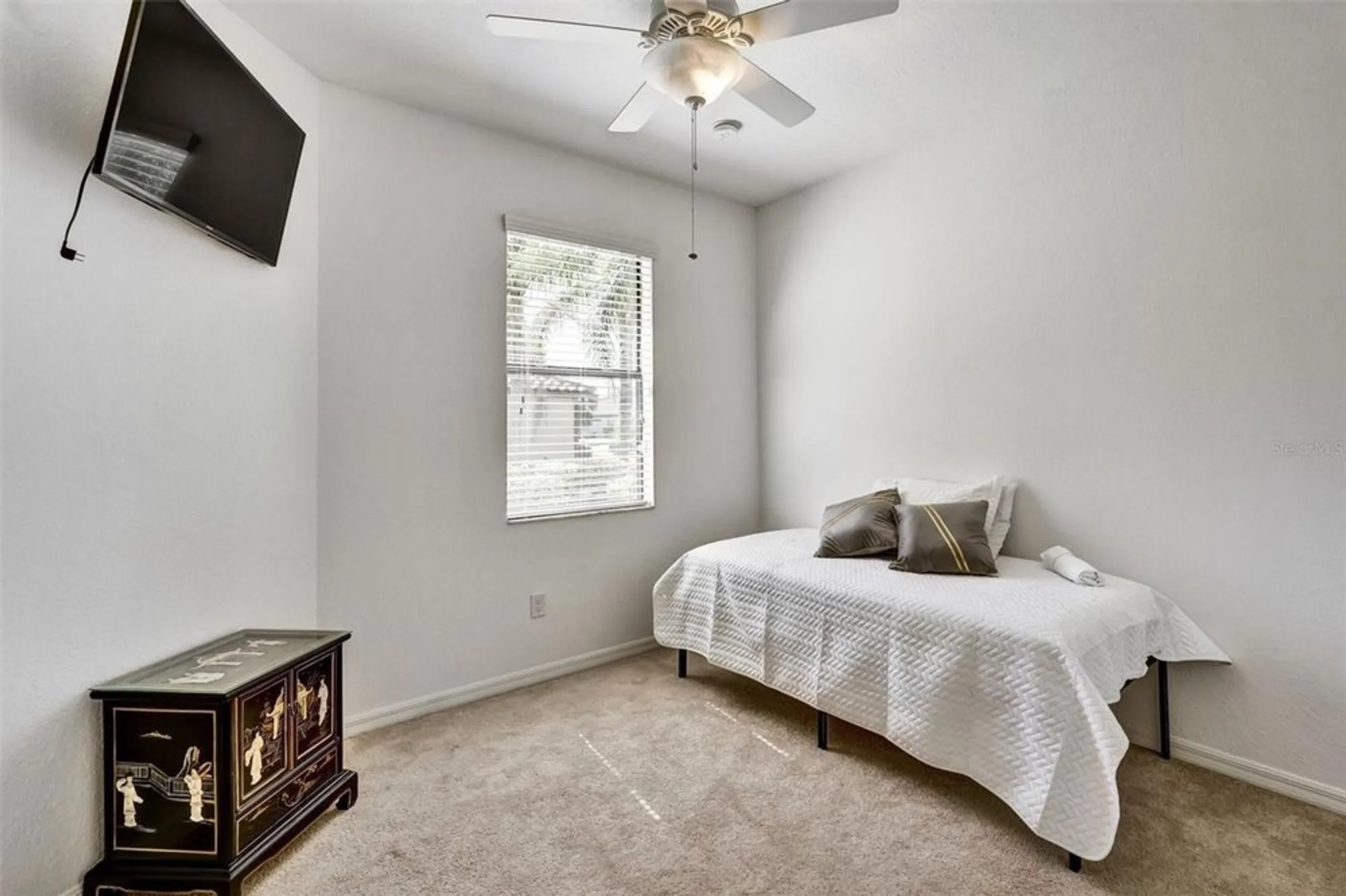 Property Slideshow image 14 of 29 | 6509 candlestick dr, Bradenton, FL, 34212