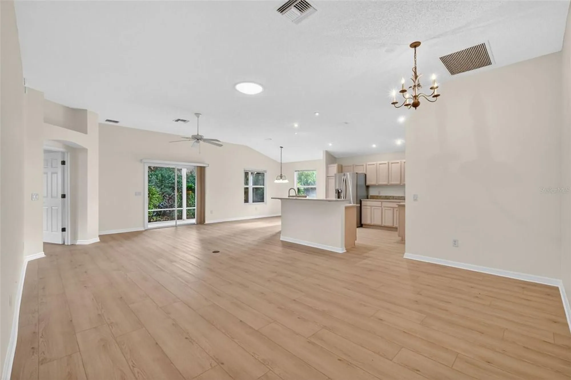 Property Slideshow image 15 of 41 | 17035 se 94th berrien ct, The Villages, FL, 32162