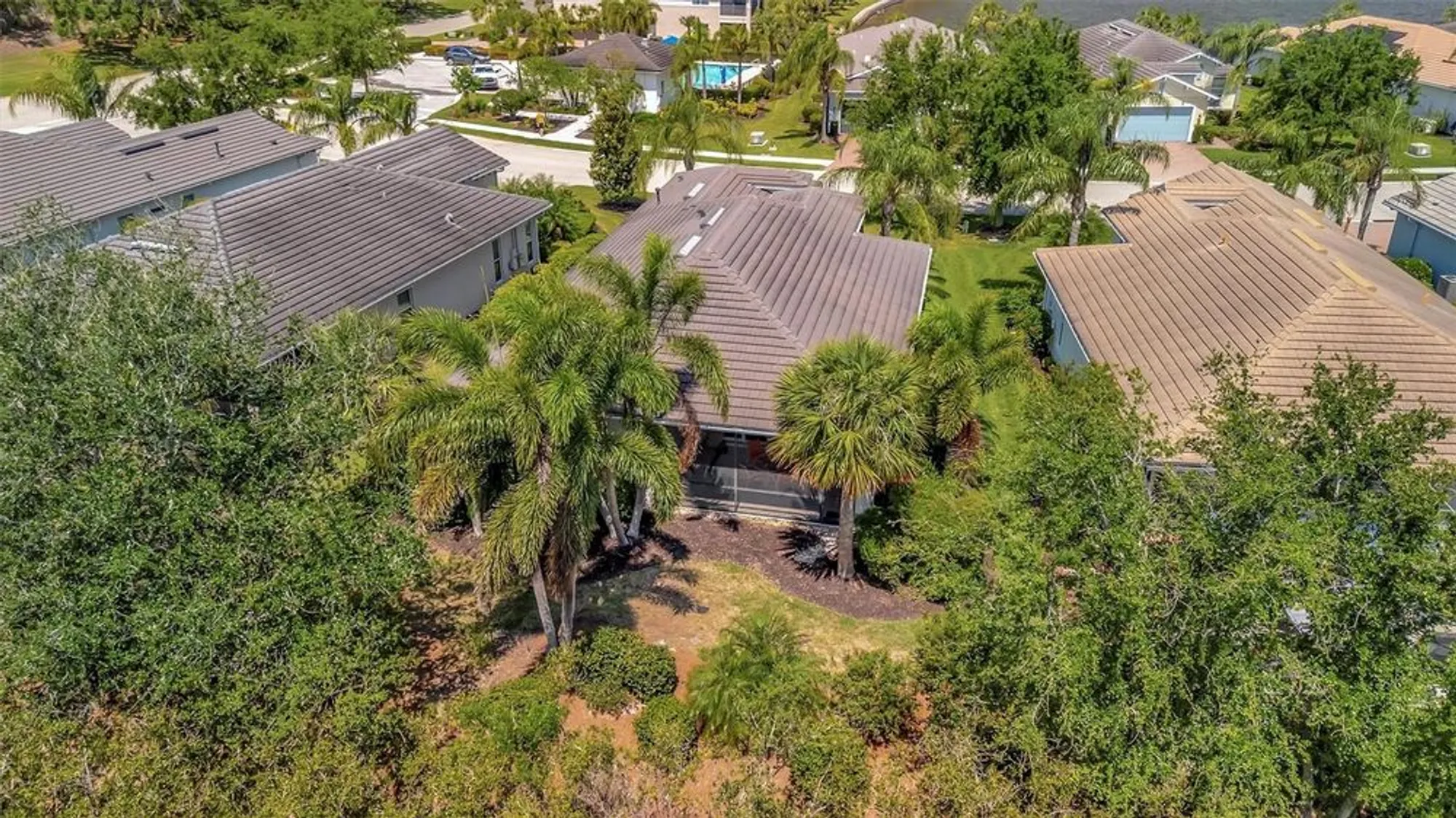 Property Slideshow image 62 of 78 | 5009 lake overlook ave, Bradenton, FL, 34208