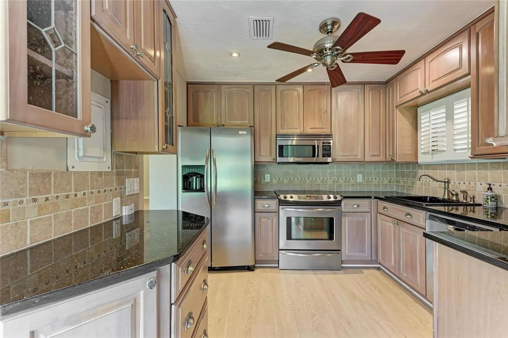 Property Slideshow image 7 of 59 | 4644 red maple rd 1303, Bradenton, FL, 34210