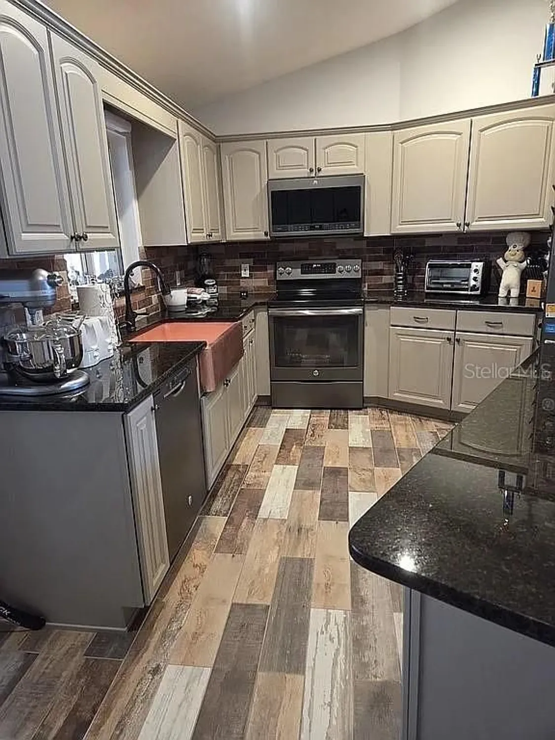 Property Slideshow image 5 of 91 | 2445 nw 53rd avenue rd, Ocala, FL, 34482