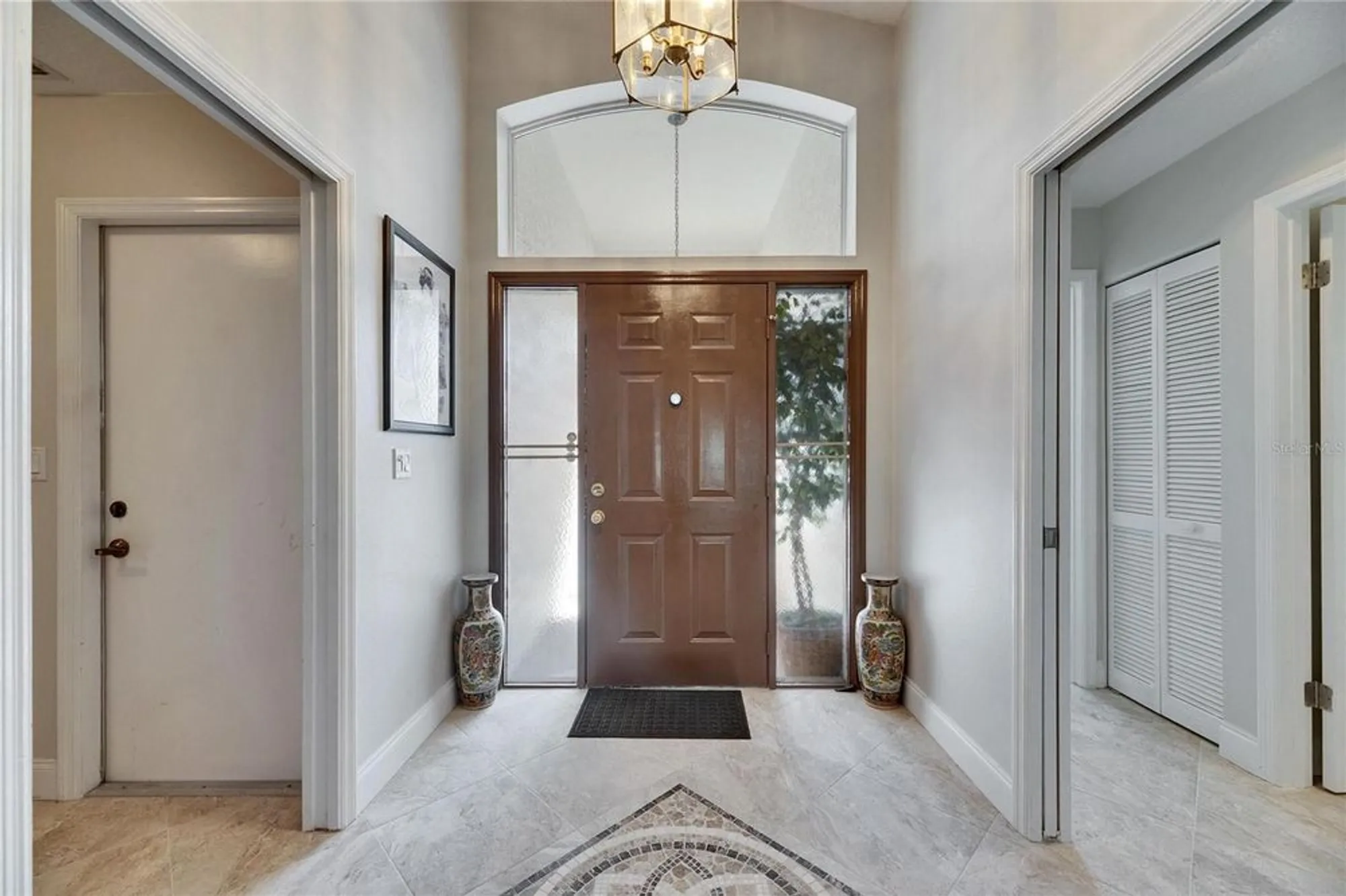 Property Slideshow image 6 of 81 | 334 northway dr, Sun City Center, FL, 33573