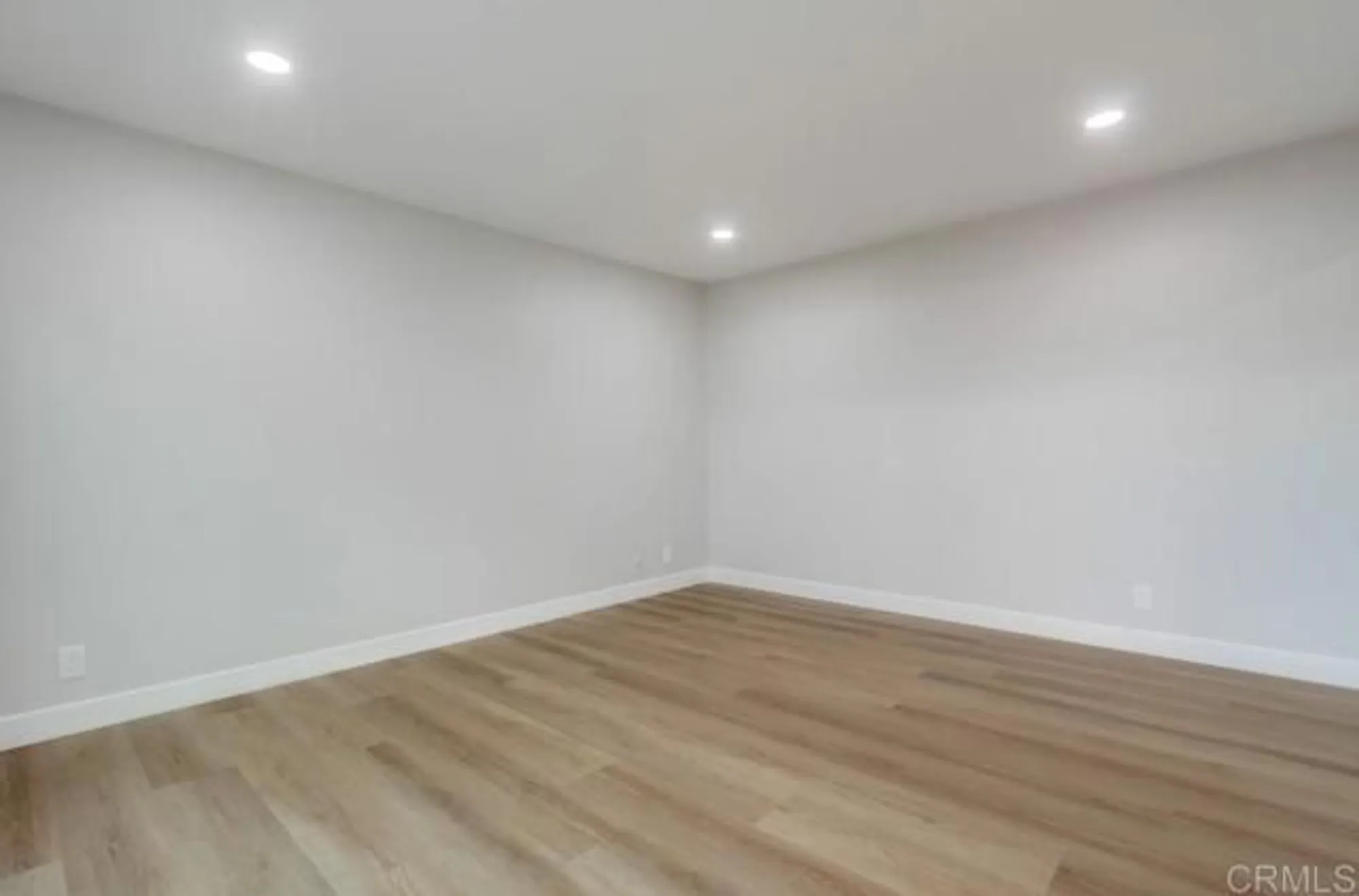 Property Slideshow image 26 of 39 | 3839 vista campana 6, Oceanside, CA, 92057