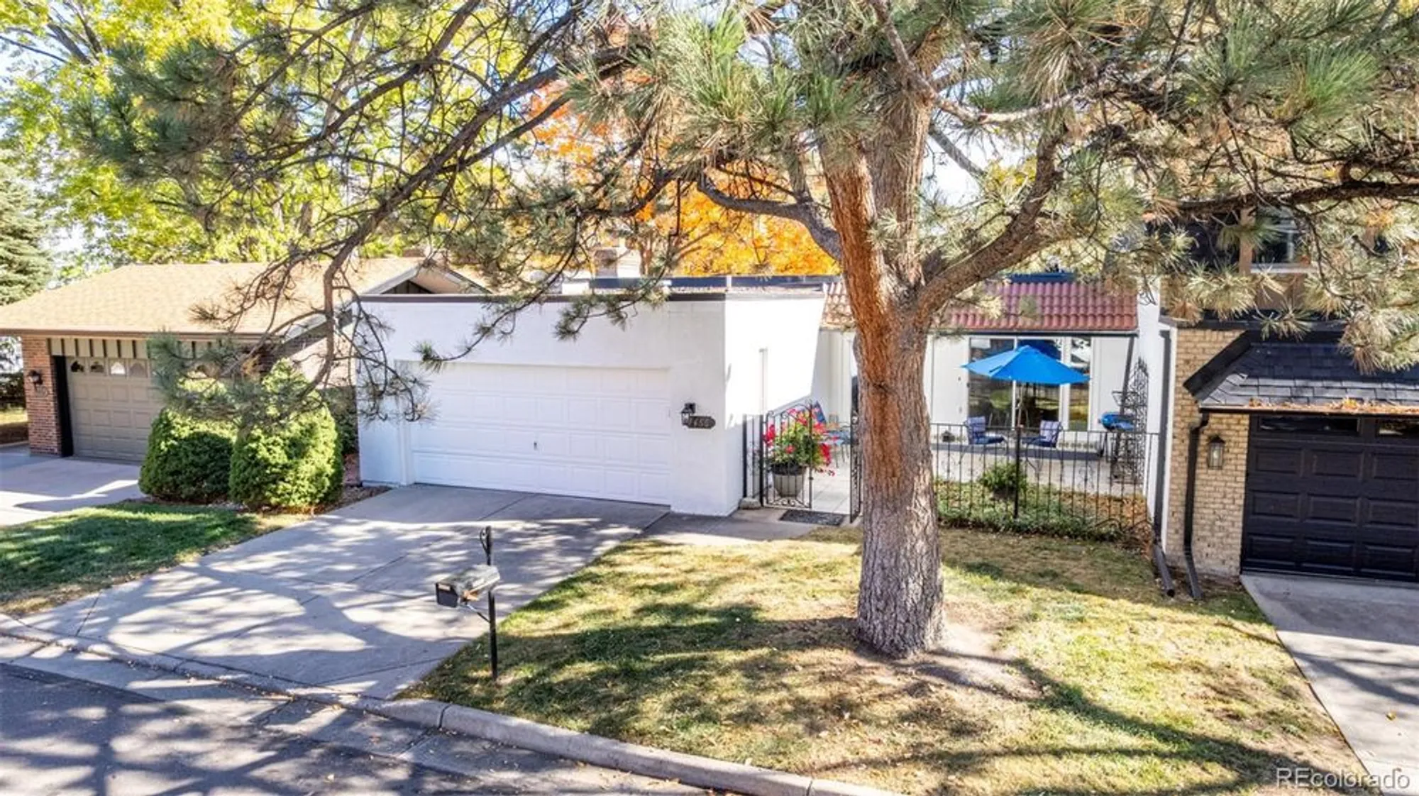 Property Slideshow image 36 of 46 | 7466 w cedar cir, Lakewood, CO, 80226