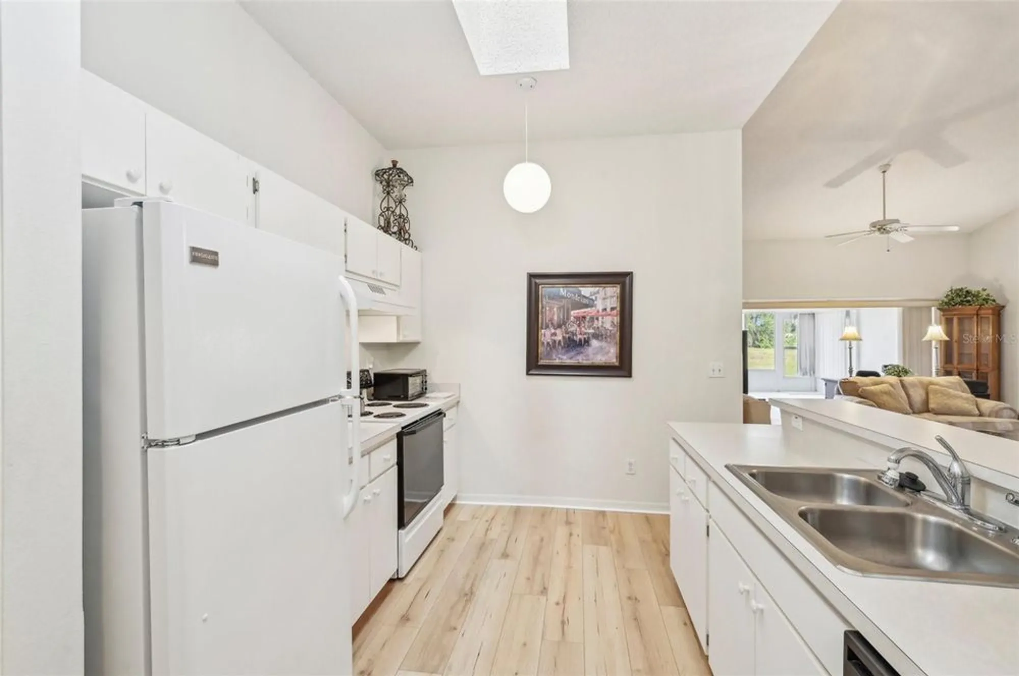 Property Slideshow image 11 of 57 | 2315 new orchard ct 40, Sun City Center, FL, 33573