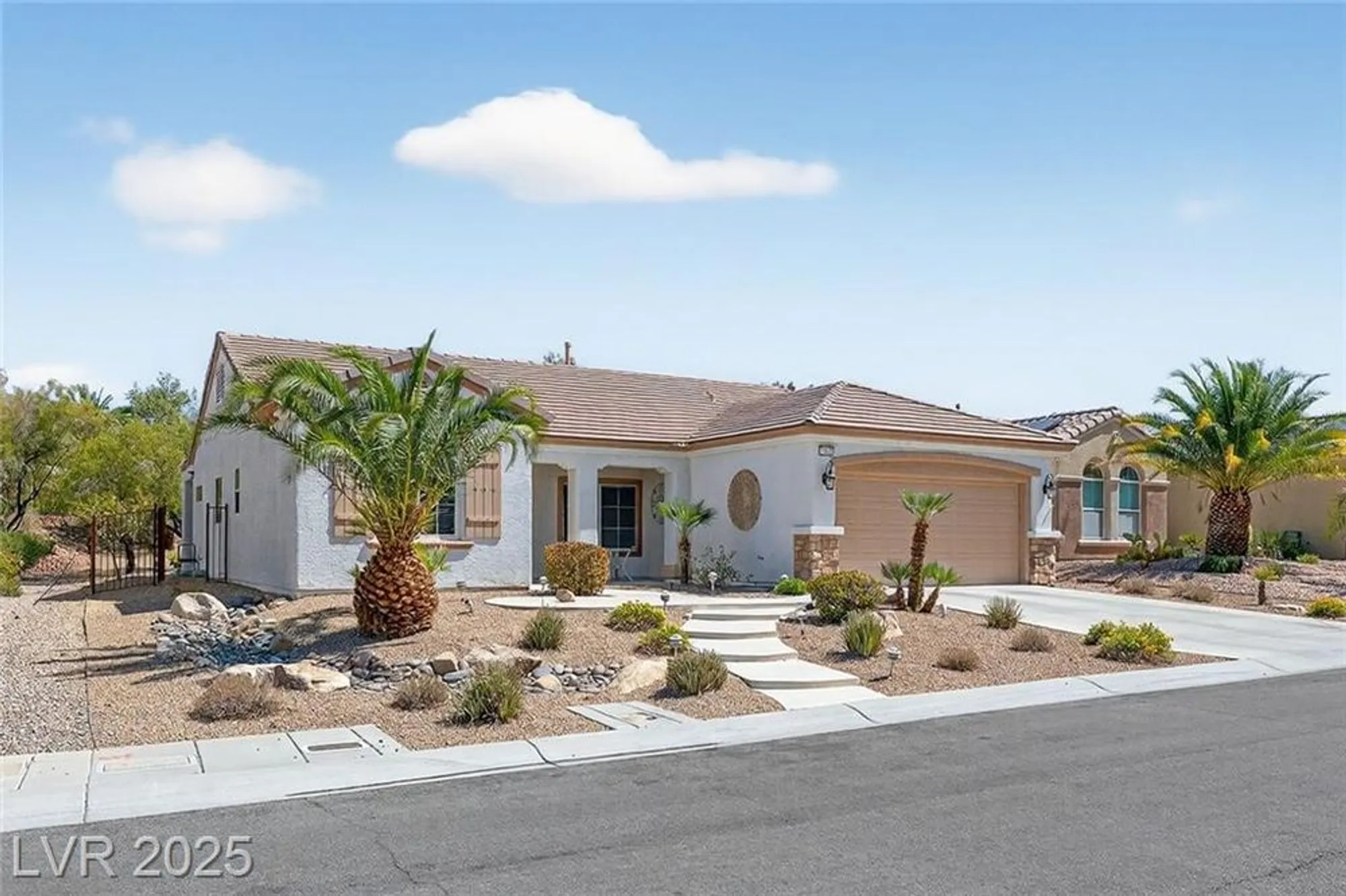 Property Slideshow image 2 of 56 | 2962 maffie st, Henderson, NV, 89052