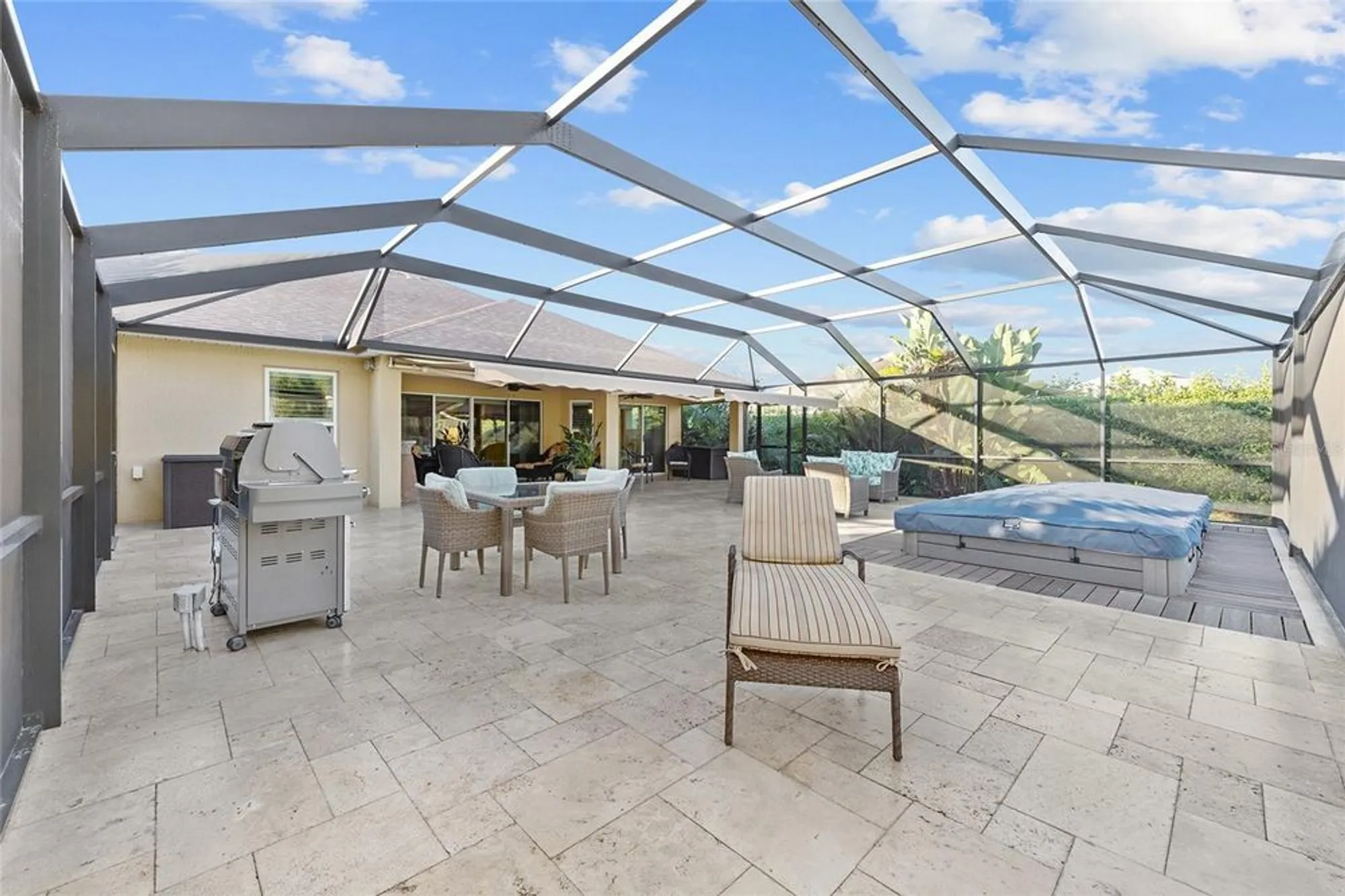 Property Slideshow image 16 of 66 | 4239 deskin ln, The Villages, FL, 32163