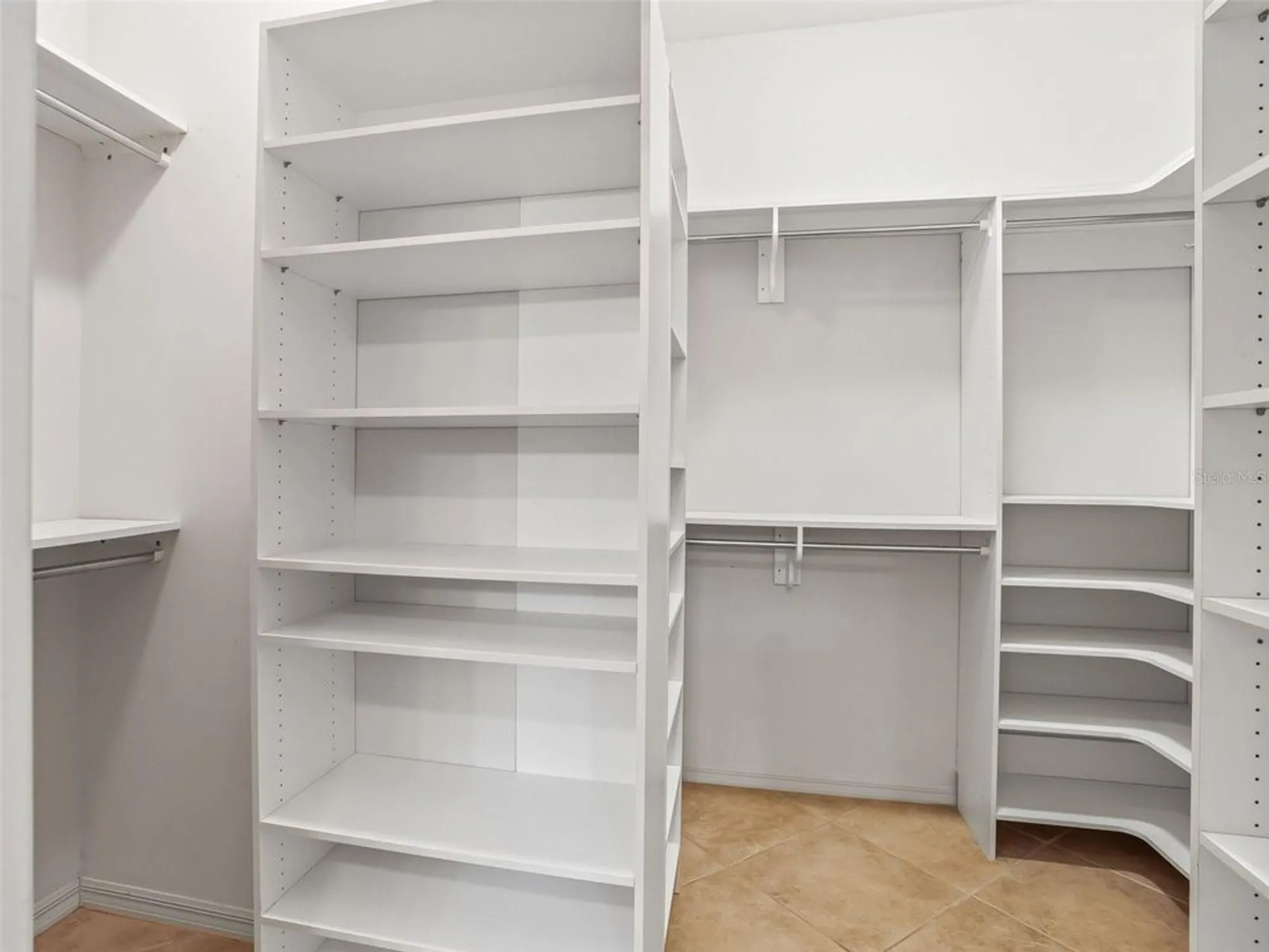 Property Slideshow image 26 of 54 | 728 dowding way, The Villages, FL, 32162