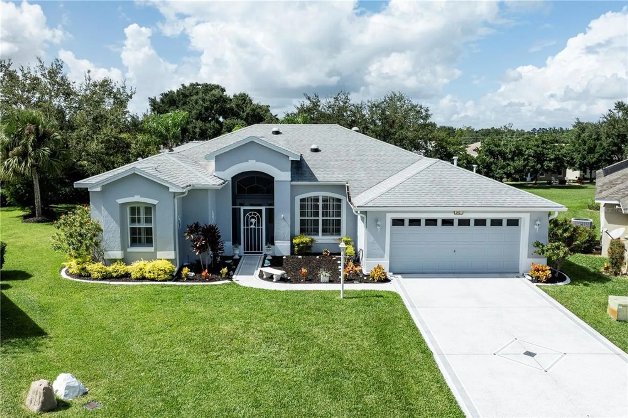 Property Slideshow image 1 of 67 | 5401 water lily ct, Leesburg, FL, 34748
