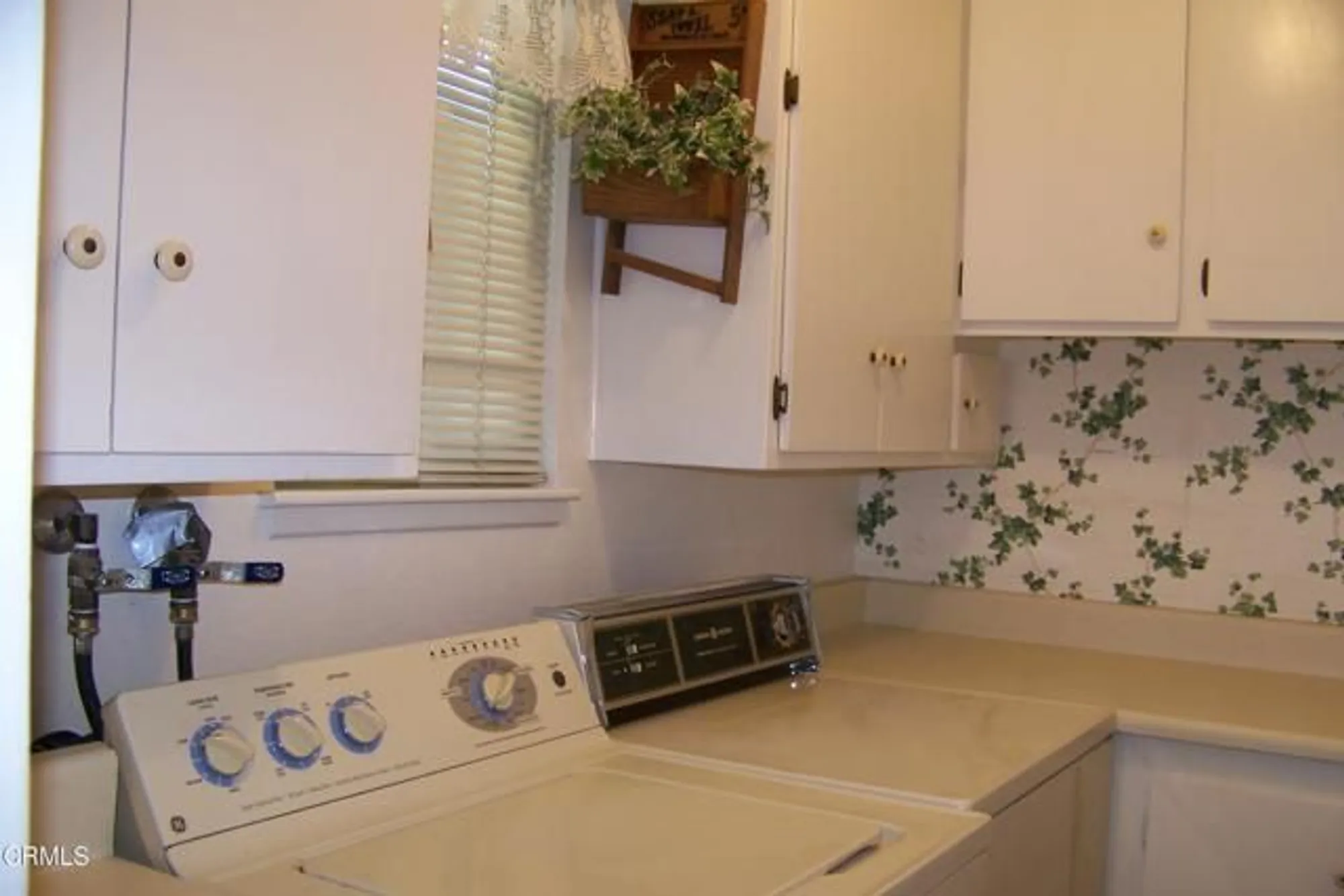 Property Slideshow image 14 of 32 | 40036 village 40, Camarillo, CA, 93012