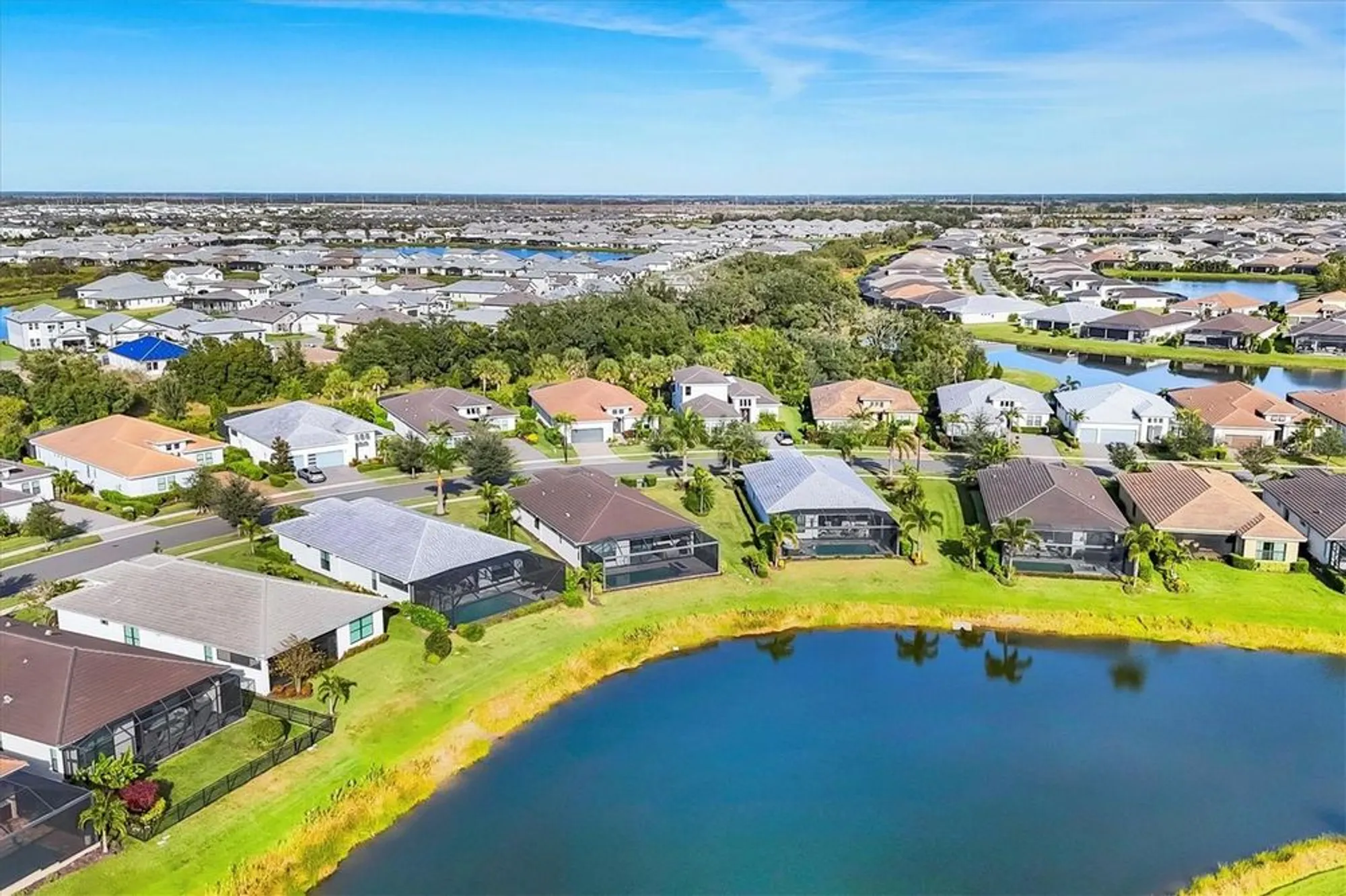 Property Slideshow image 39 of 60 | 4947 surfside cir, Bradenton, FL, 34211