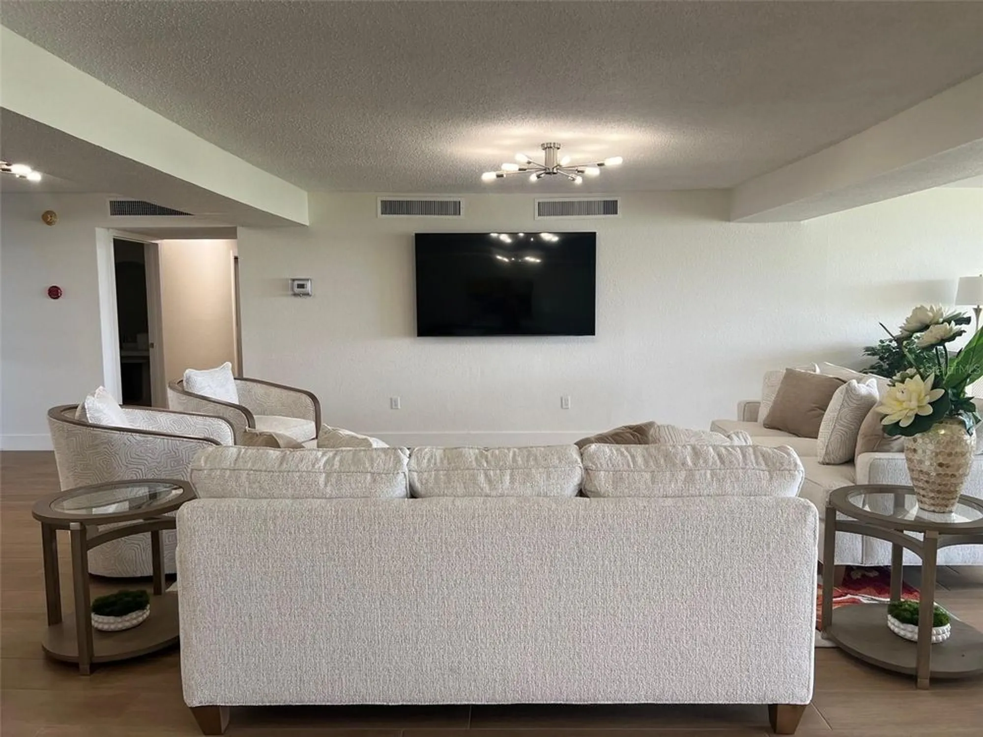 Property Slideshow image 36 of 53 | 634 edgewater dr unit 447, Dunedin, FL, 34698