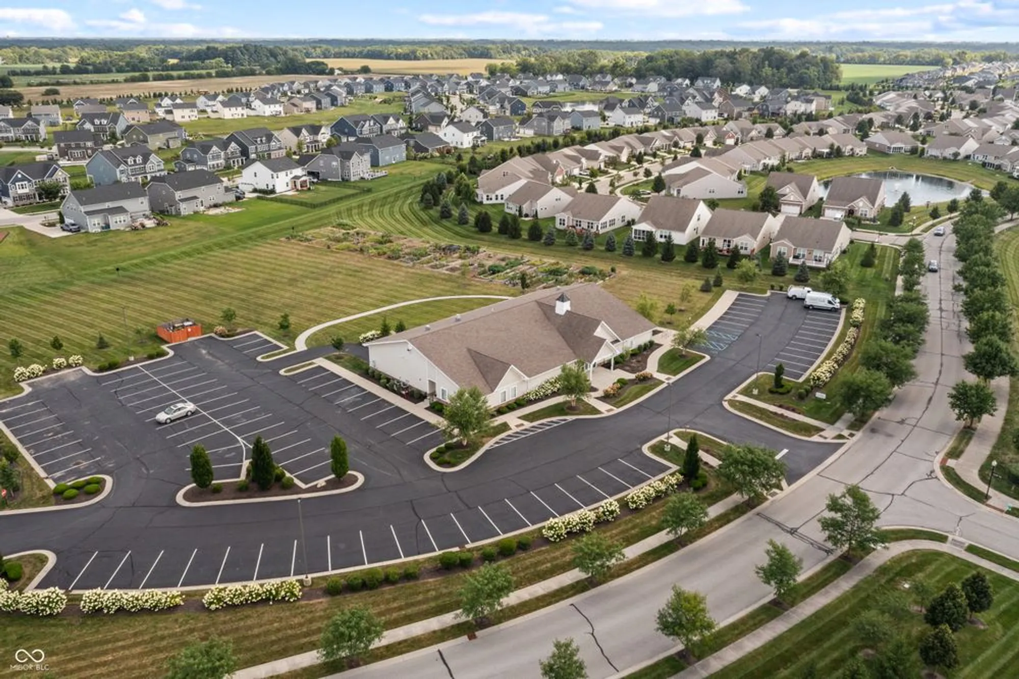 Property Slideshow image 34 of 42 | 16022 lambrusco way, Fishers, IN, 46037