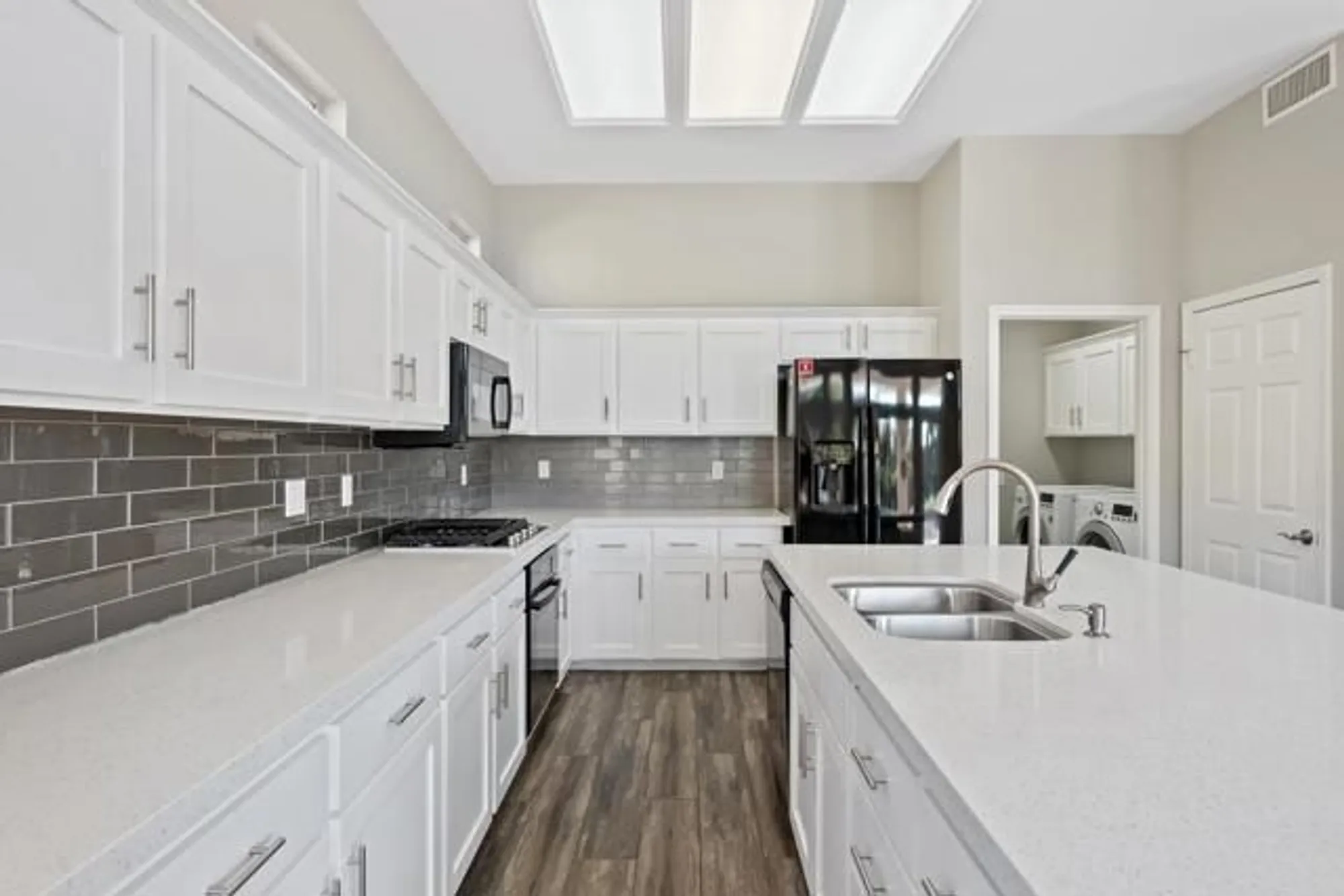 Property Slideshow image 19 of 39 | 38324 sunny days dr, Palm Desert, CA, 92211