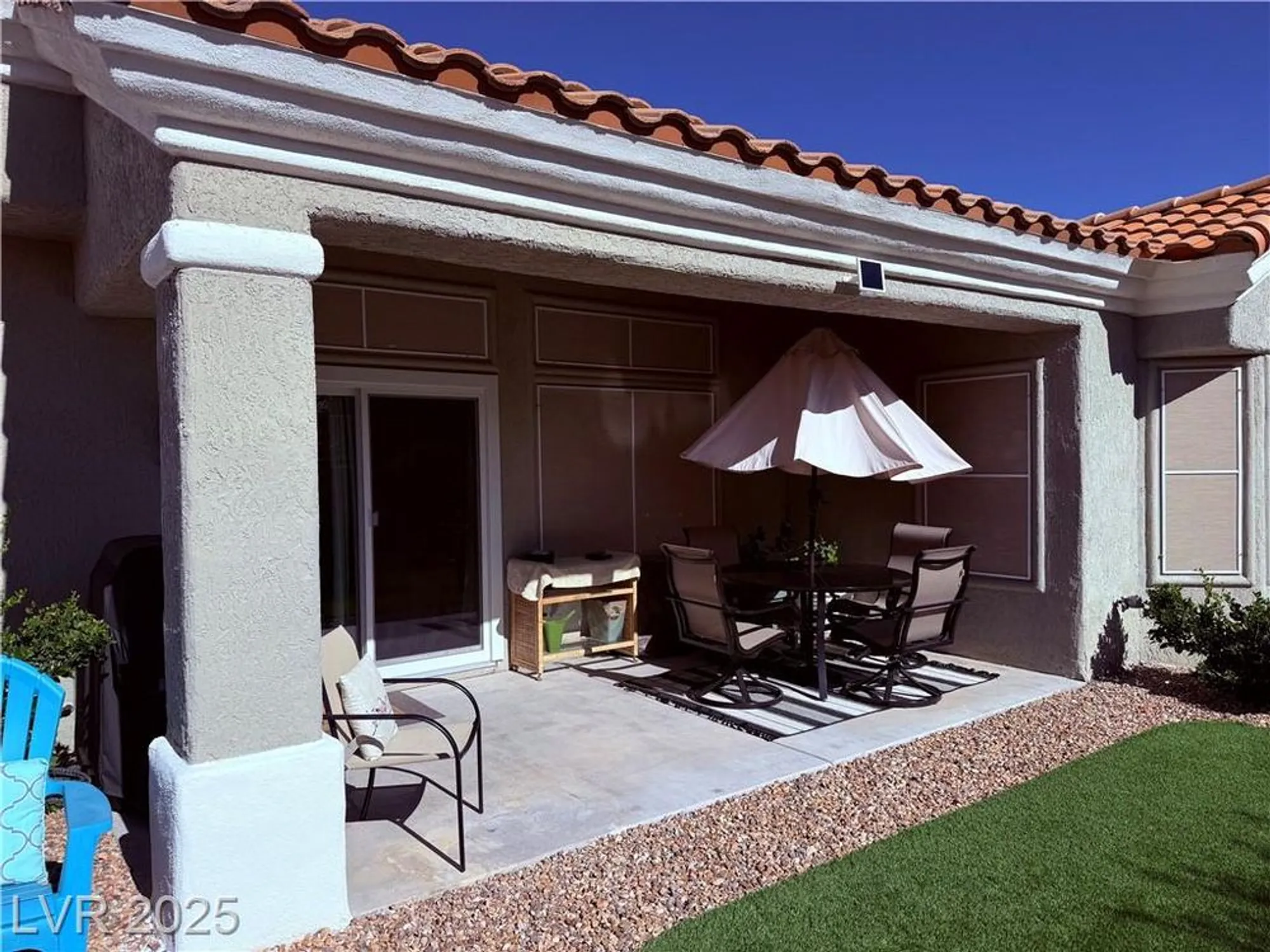 Property Slideshow image 12 of 36 | 10041 netherton dr, Las Vegas, NV, 89134