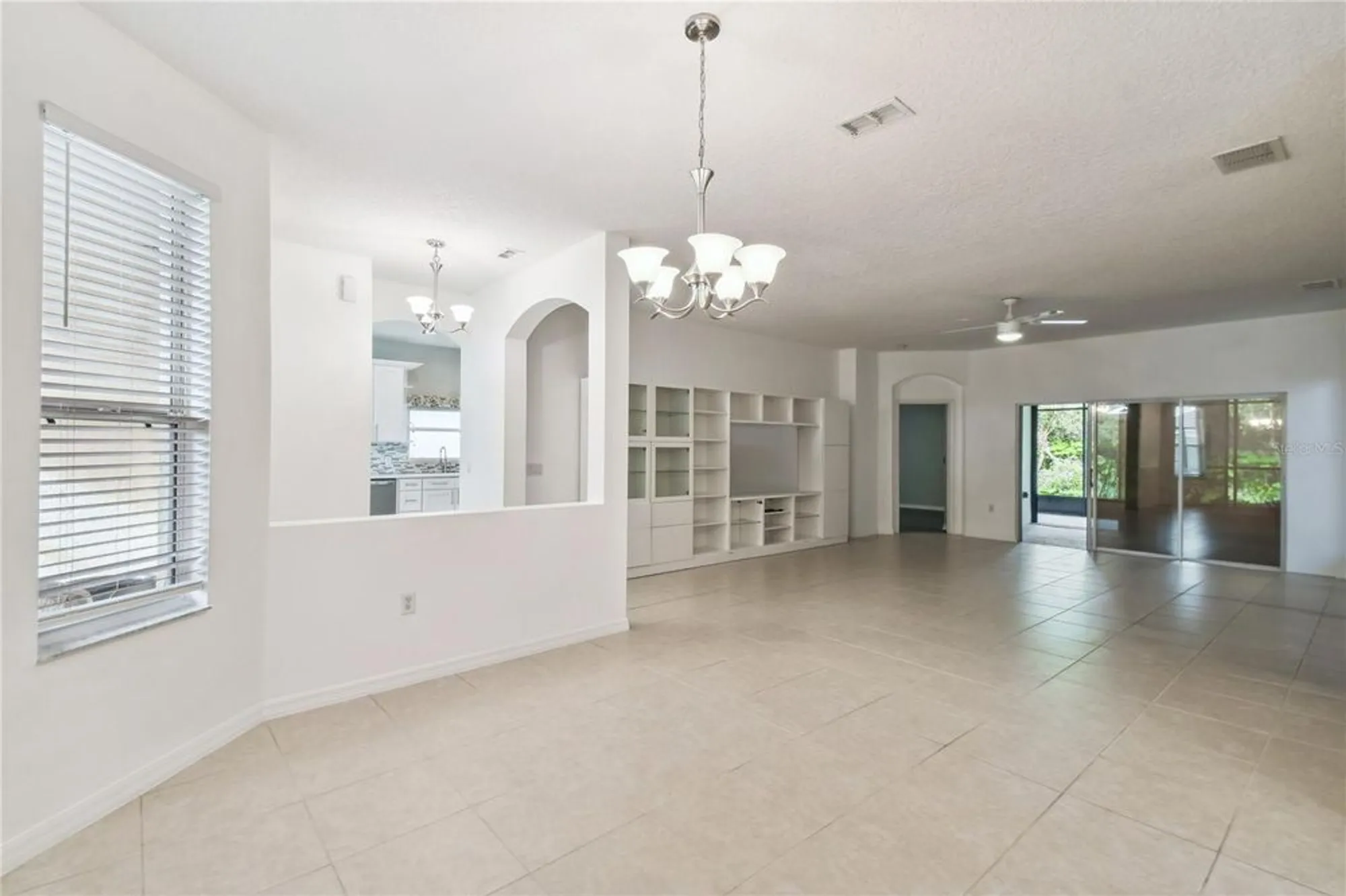 Property Slideshow image 12 of 47 | 540 genoa dr, Poinciana, FL, 34759