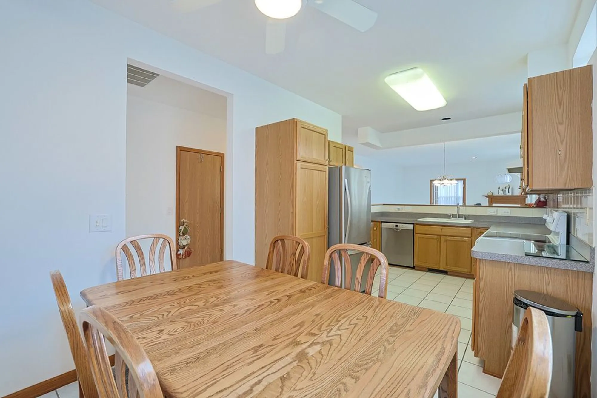 Property Slideshow image 7 of 32 | 3455 steeplechase way, Grayslake, IL, 60030