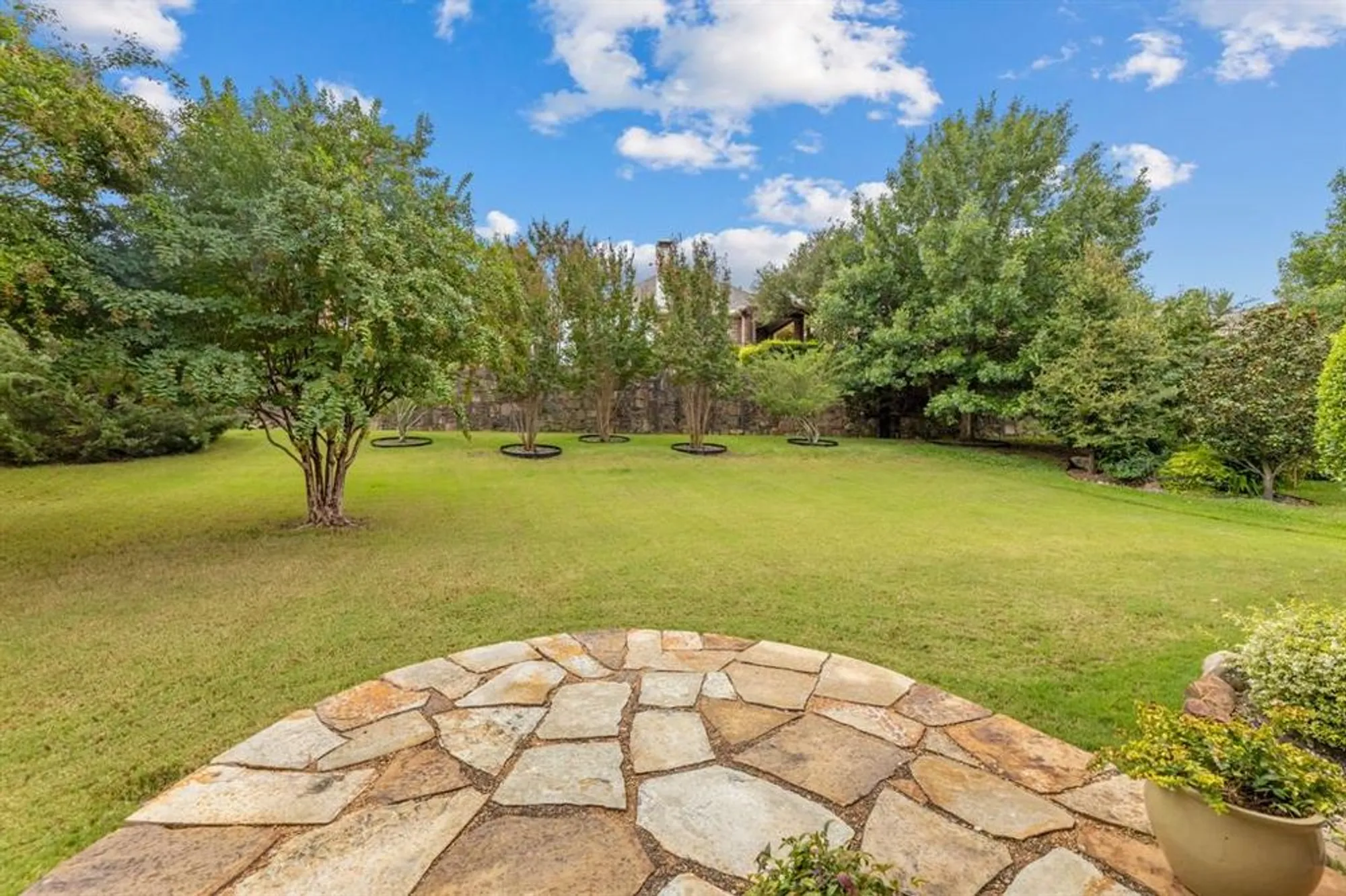 Property Slideshow image 25 of 38 | 749 barton springs dr, Fairview, TX, 75069