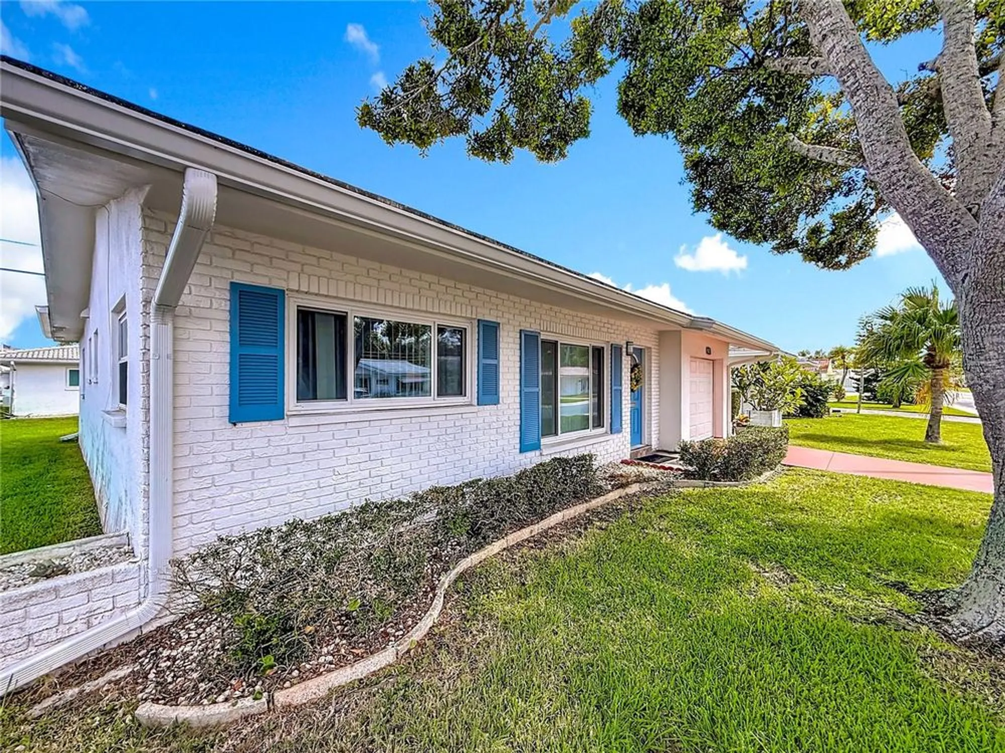 Property Slideshow image 7 of 57 | 9625 45th way, Pinellas Park, FL, 33782