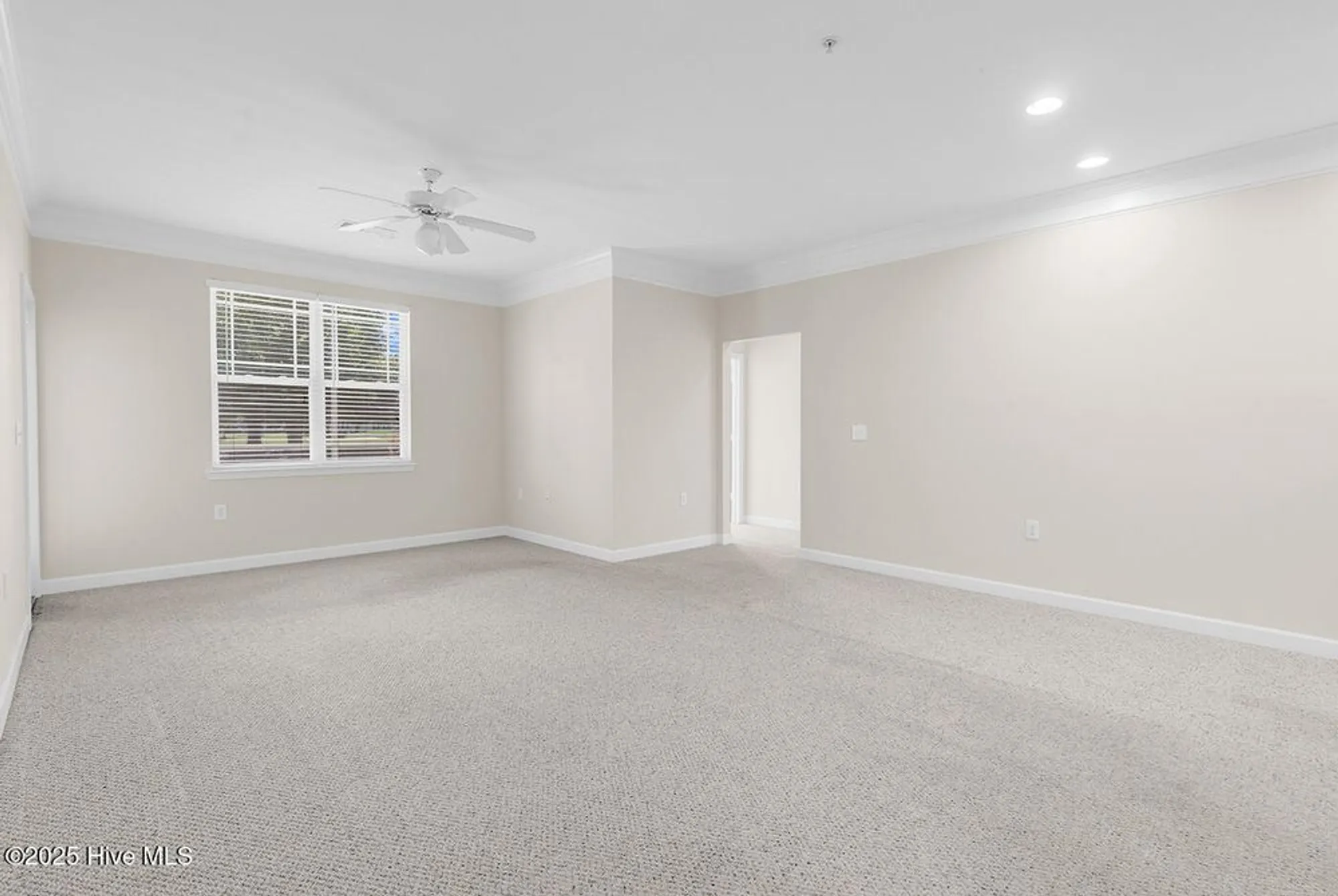 Property Slideshow image 7 of 30 | 395 s crow creek dr 1304, Calabash, NC, 28467