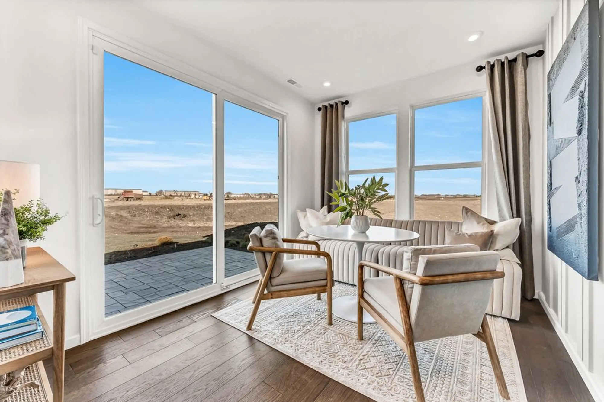 Property Slideshow image 10 of 26 | 3373 fulshear cir, Aurora, IL, 60503