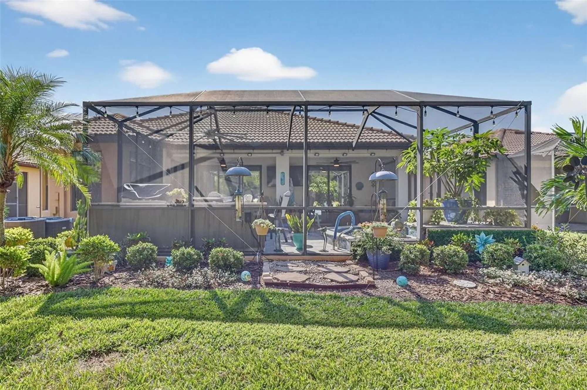 Property Slideshow image 49 of 54 | 145 silver falls dr, Apollo Beach, FL, 33572