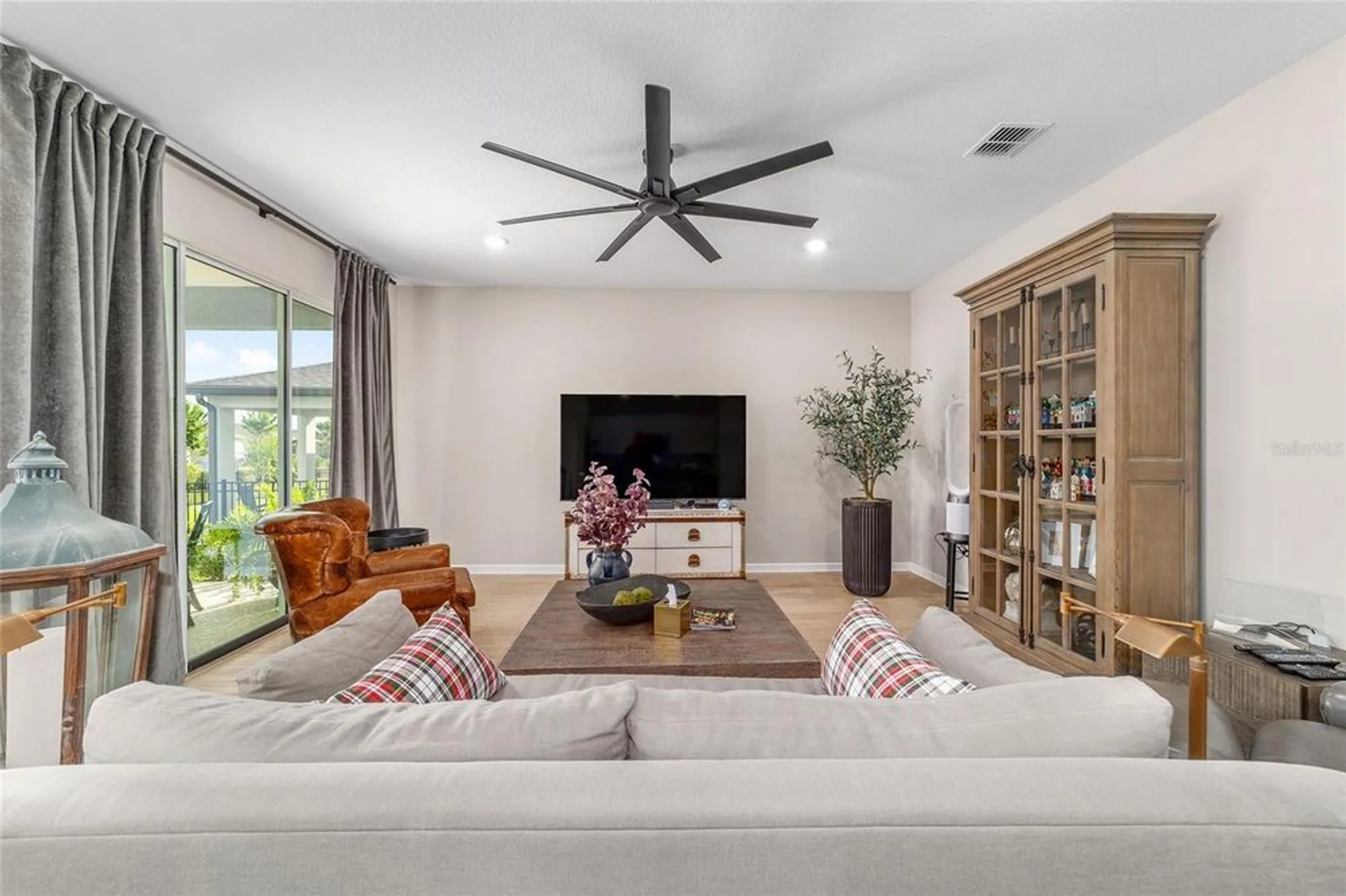 Property Slideshow image 13 of 62 | 8464 sw 52nd lane rd, Ocala, FL, 34481