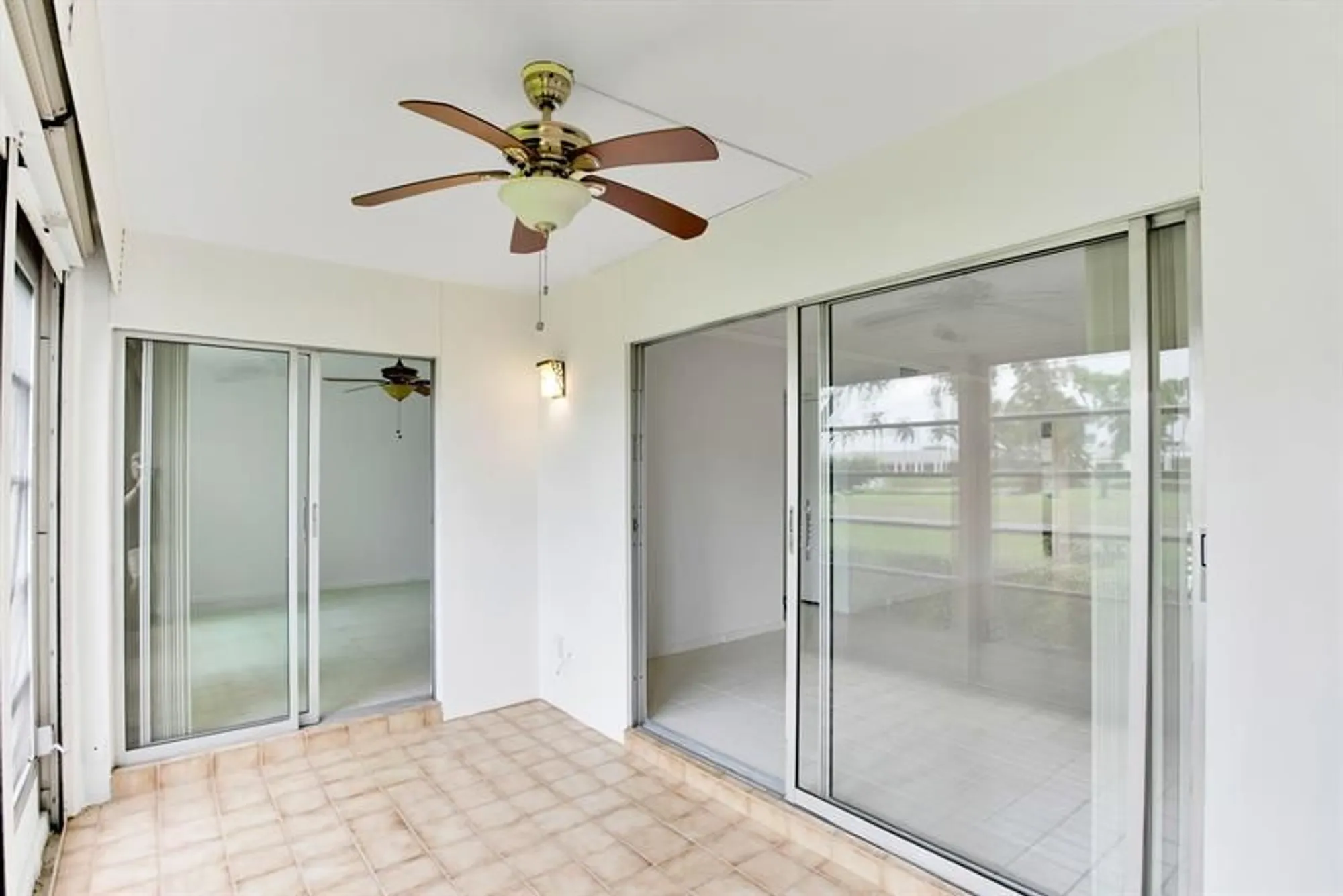 Property Slideshow image 21 of 40 | 3303 aruba way m1, Coconut Creek, FL, 33066