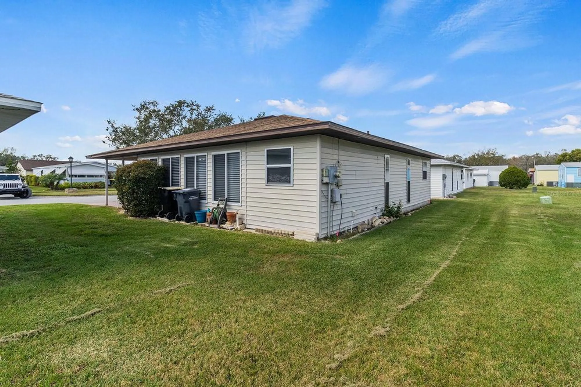 Property Slideshow image 23 of 33 | 4846 colonnades club blvd, Lakeland, FL, 33811